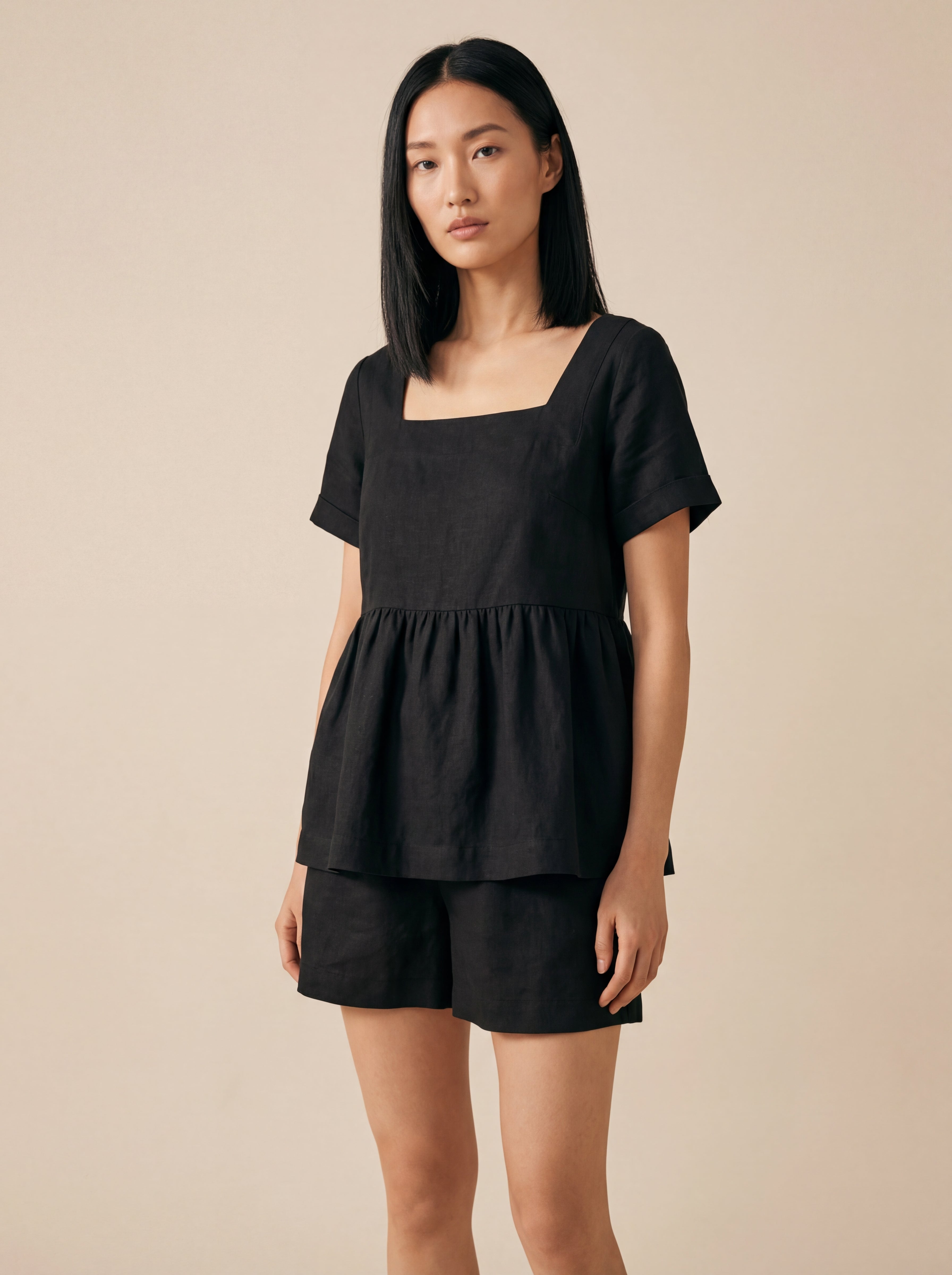 Conjunto Bata Amélia e Shorts Dora Linho Puro · 2 peças