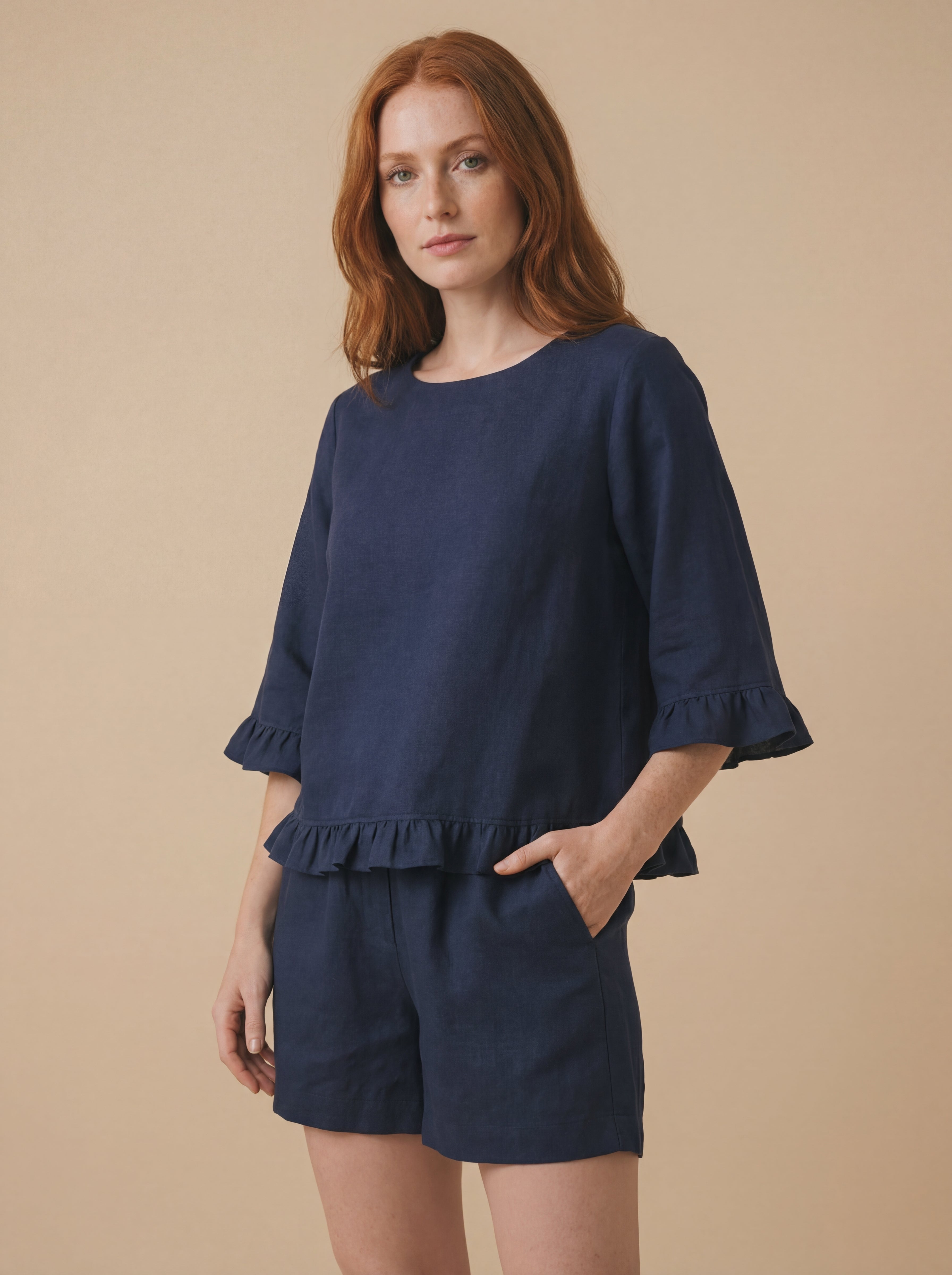 Conjunto Blusa Lucy e Shorts Dora Linho Puro · 2 peças