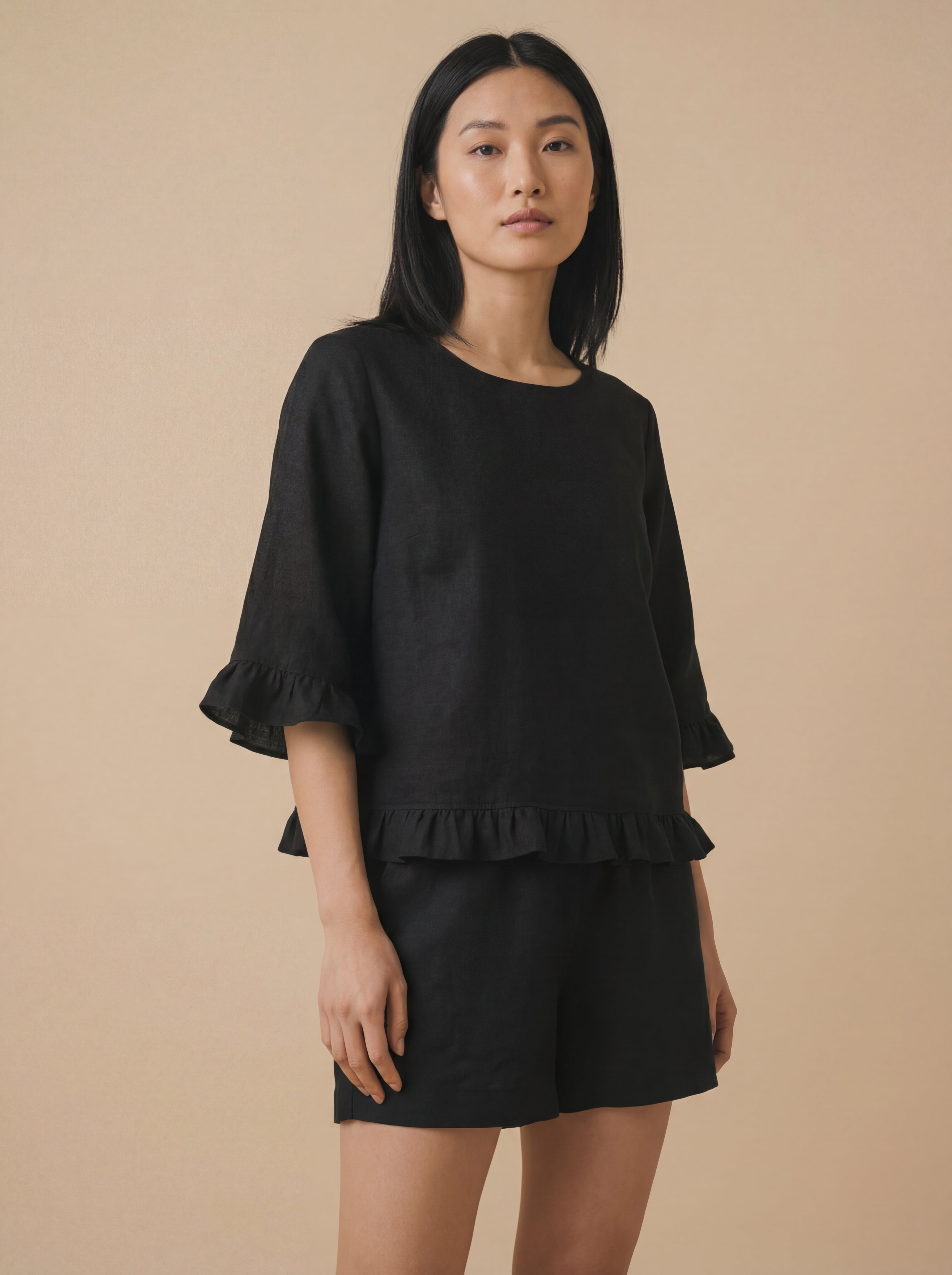 Conjunto Blusa Lucy e Shorts Dora Linho Puro · 2 peças