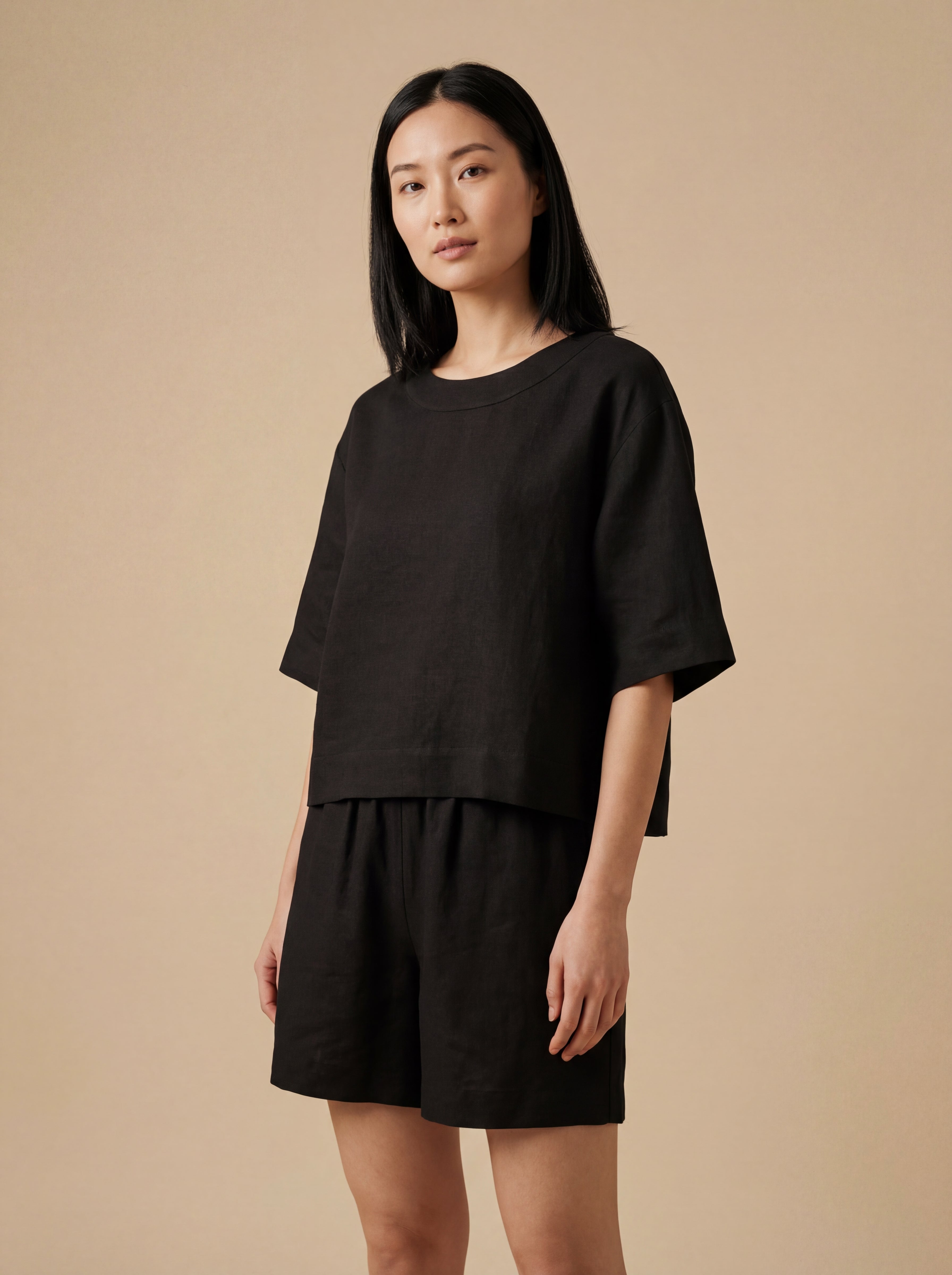 Conjunto Blusa Mayra e Shorts Dora Linho Puro · 2 peças