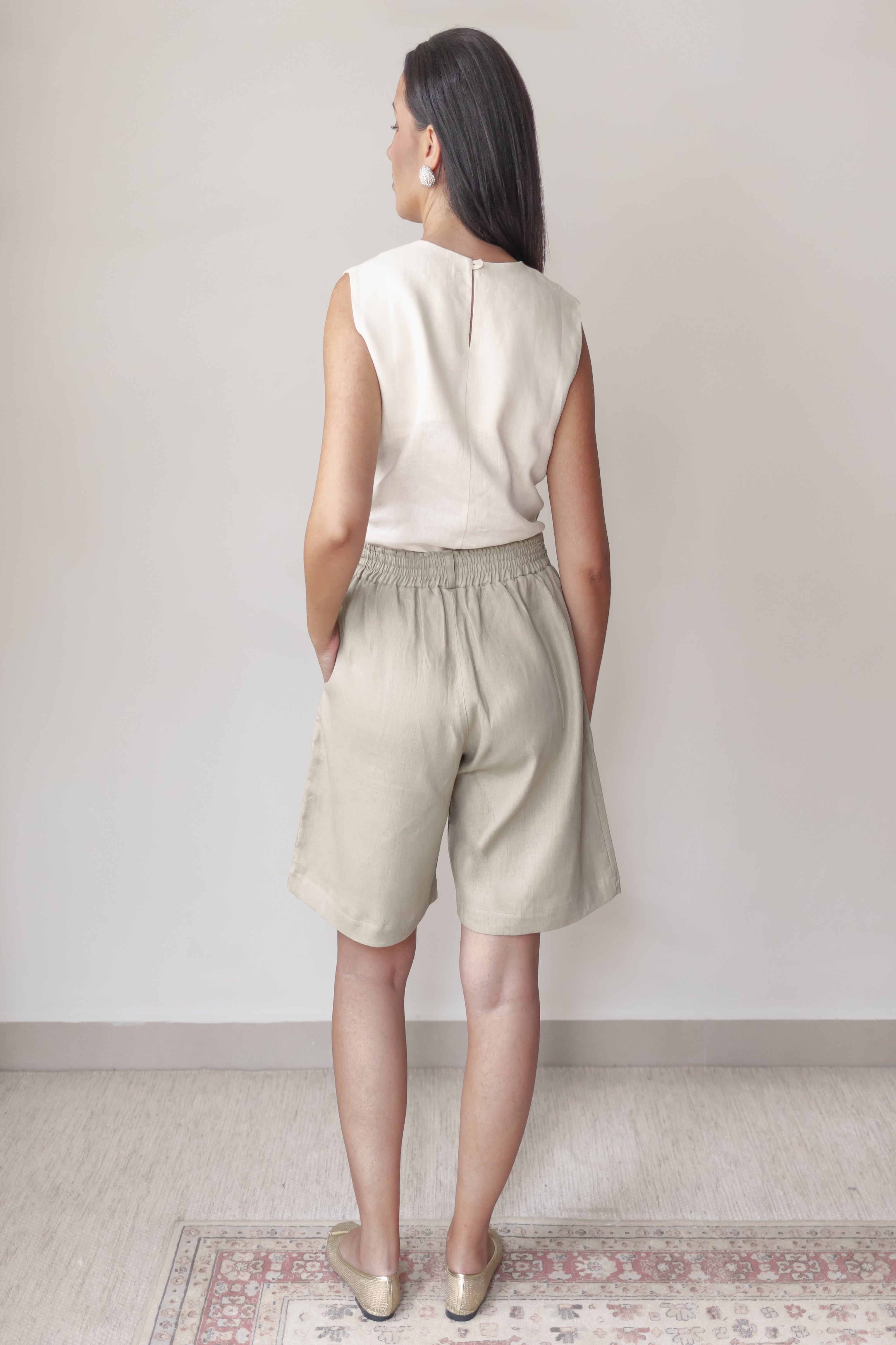 Bermuda Nara 100% Linho Areia