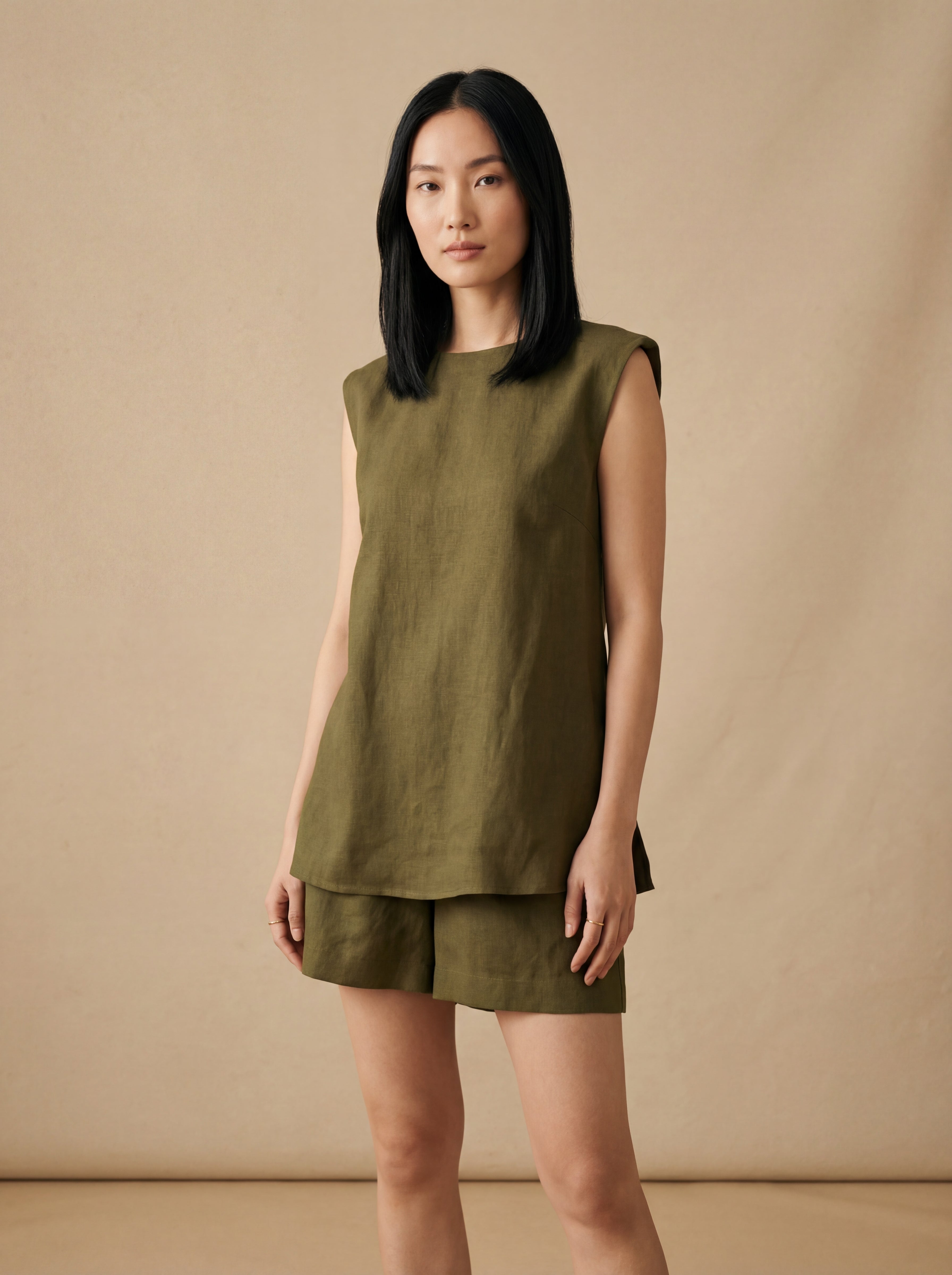 Conjunto Blusa Bárbara e Shorts Dora Linho Puro · 2 peças