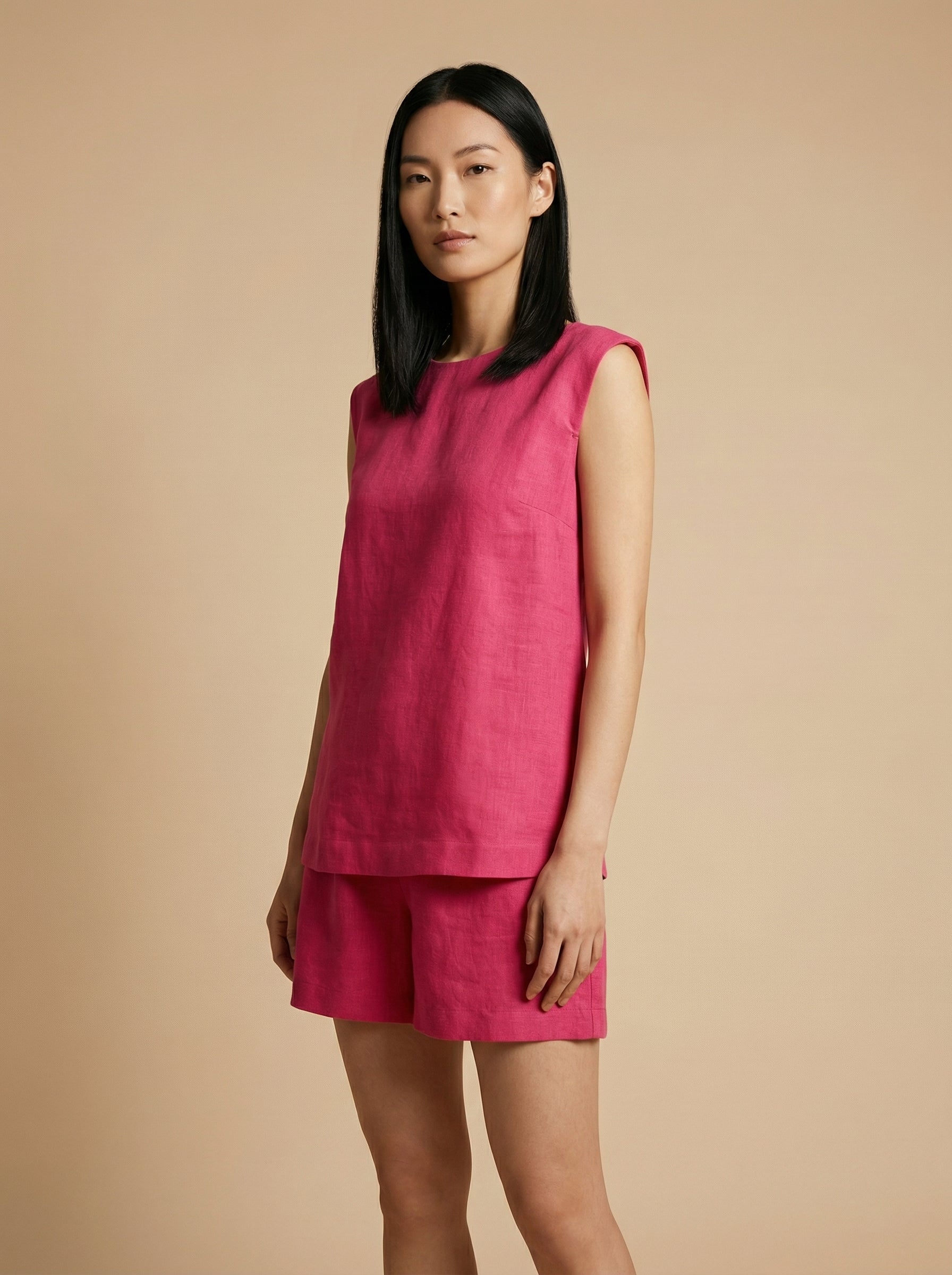 Conjunto Blusa Bárbara e Shorts Dora Linho Puro · 2 peças