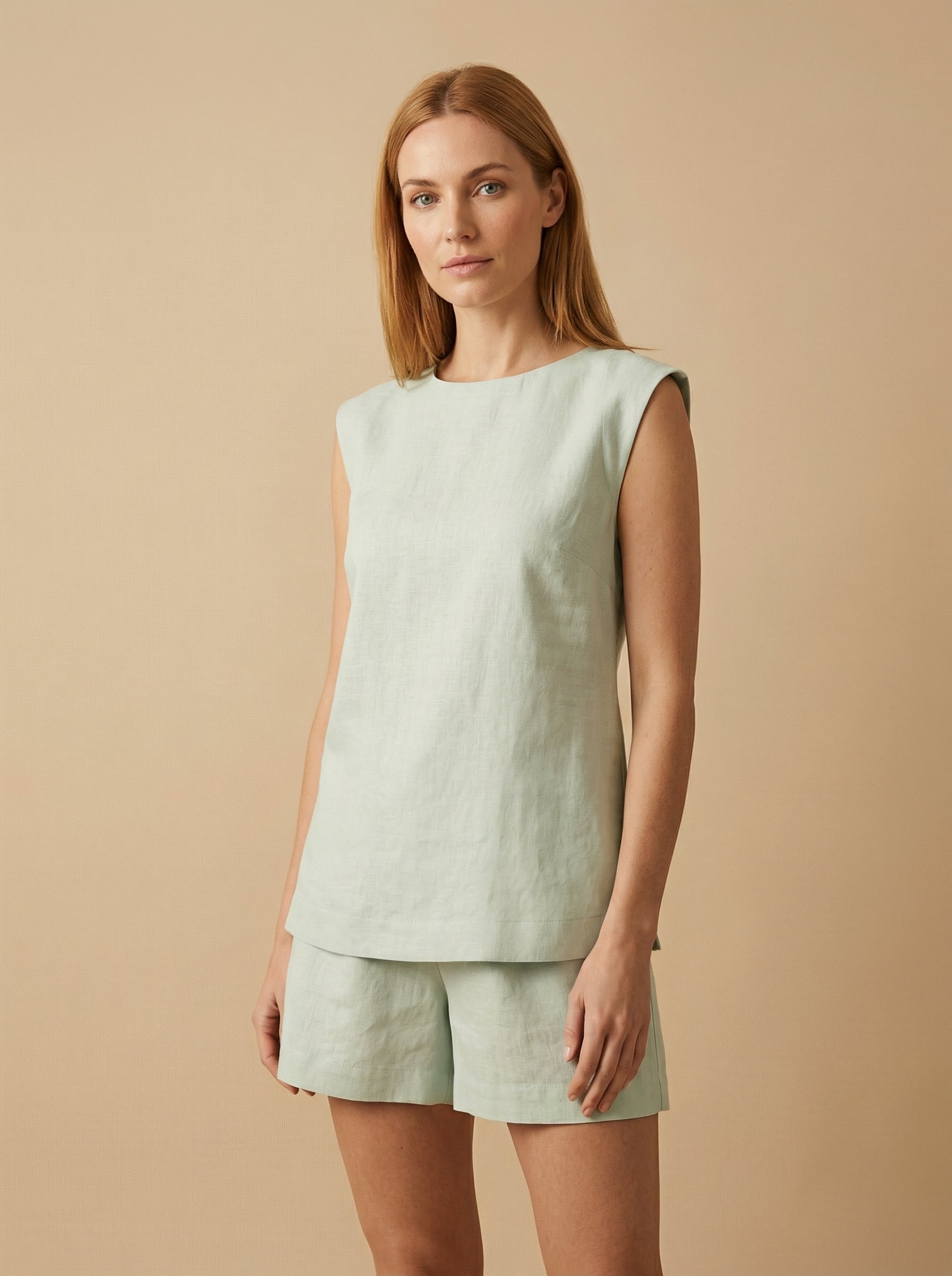 Conjunto Blusa Bárbara e Shorts Dora Linho Puro · 2 peças