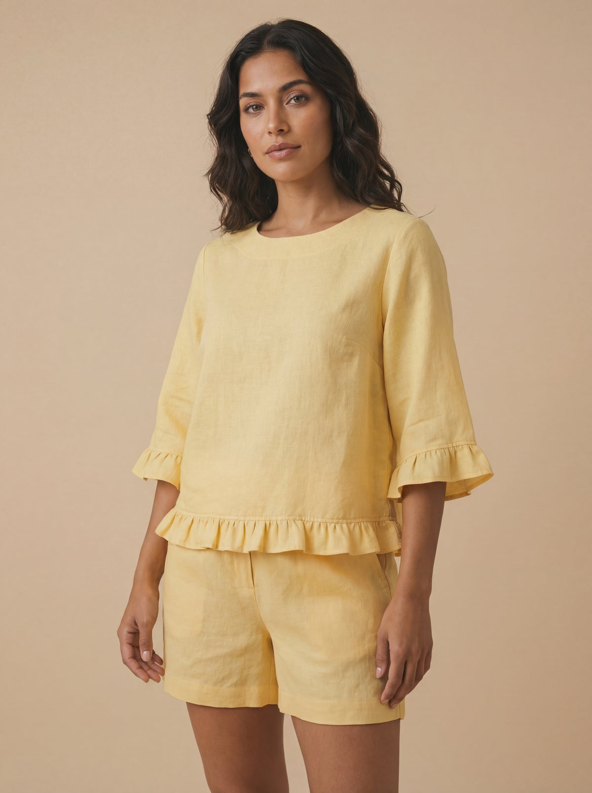 Conjunto Blusa Lucy e Shorts Dora Linho Puro · 2 peças