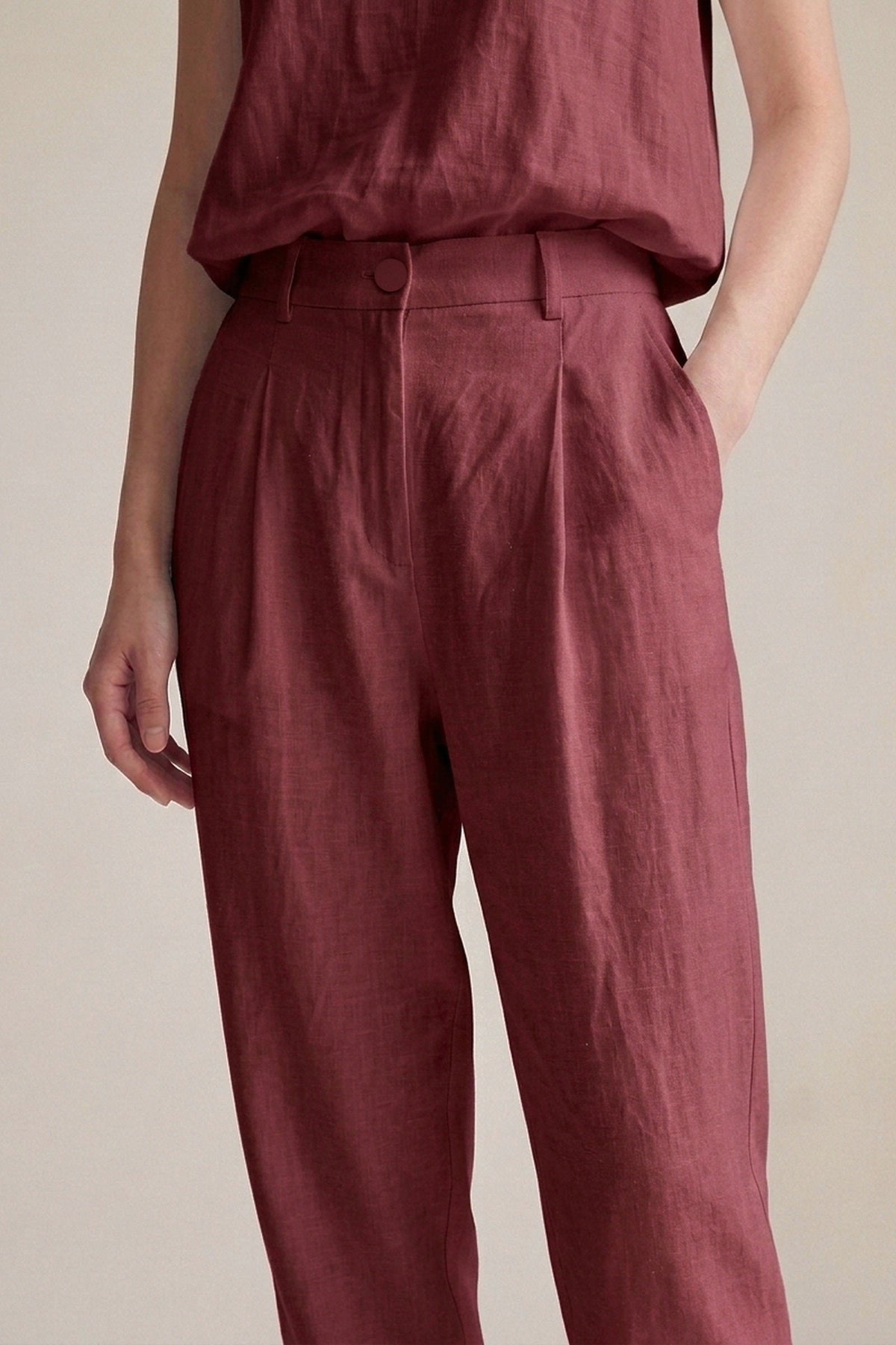 Calça Íris Linho Puro Marsala — Detalhe