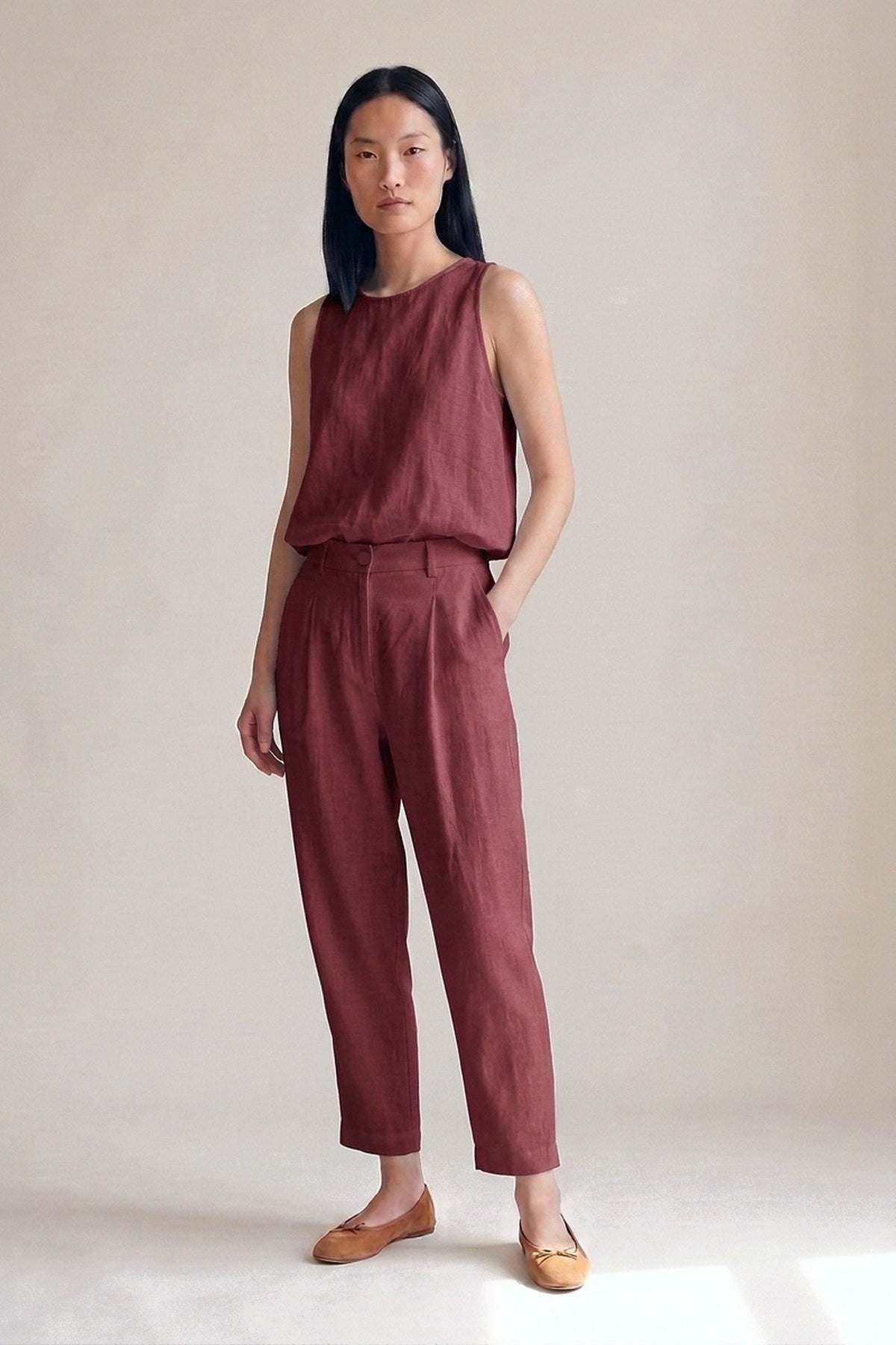 Calça Íris Linho Puro Marsala — Frente