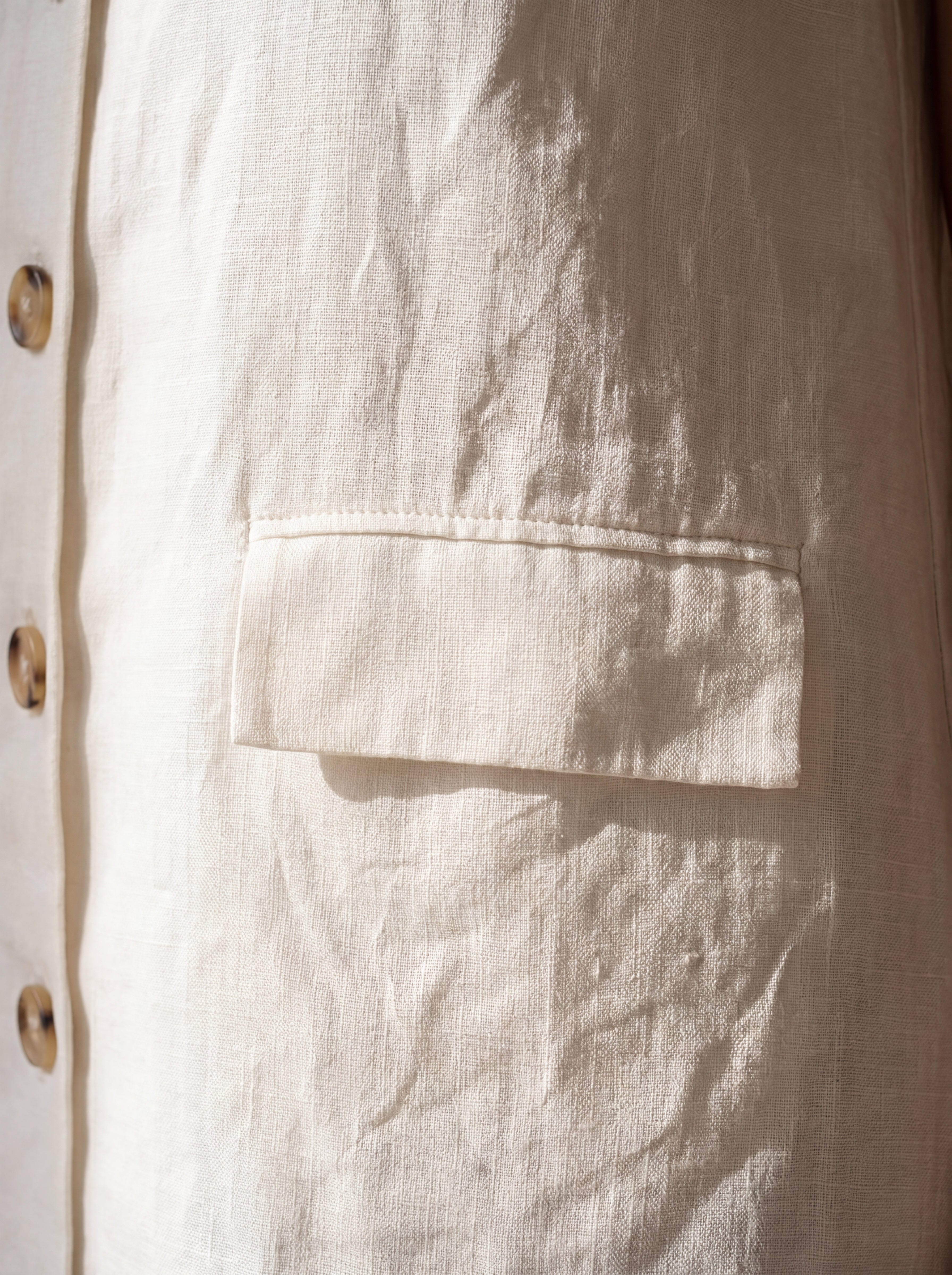 Vestido Dora Cru — Detalhe 02 #Cor_Cru