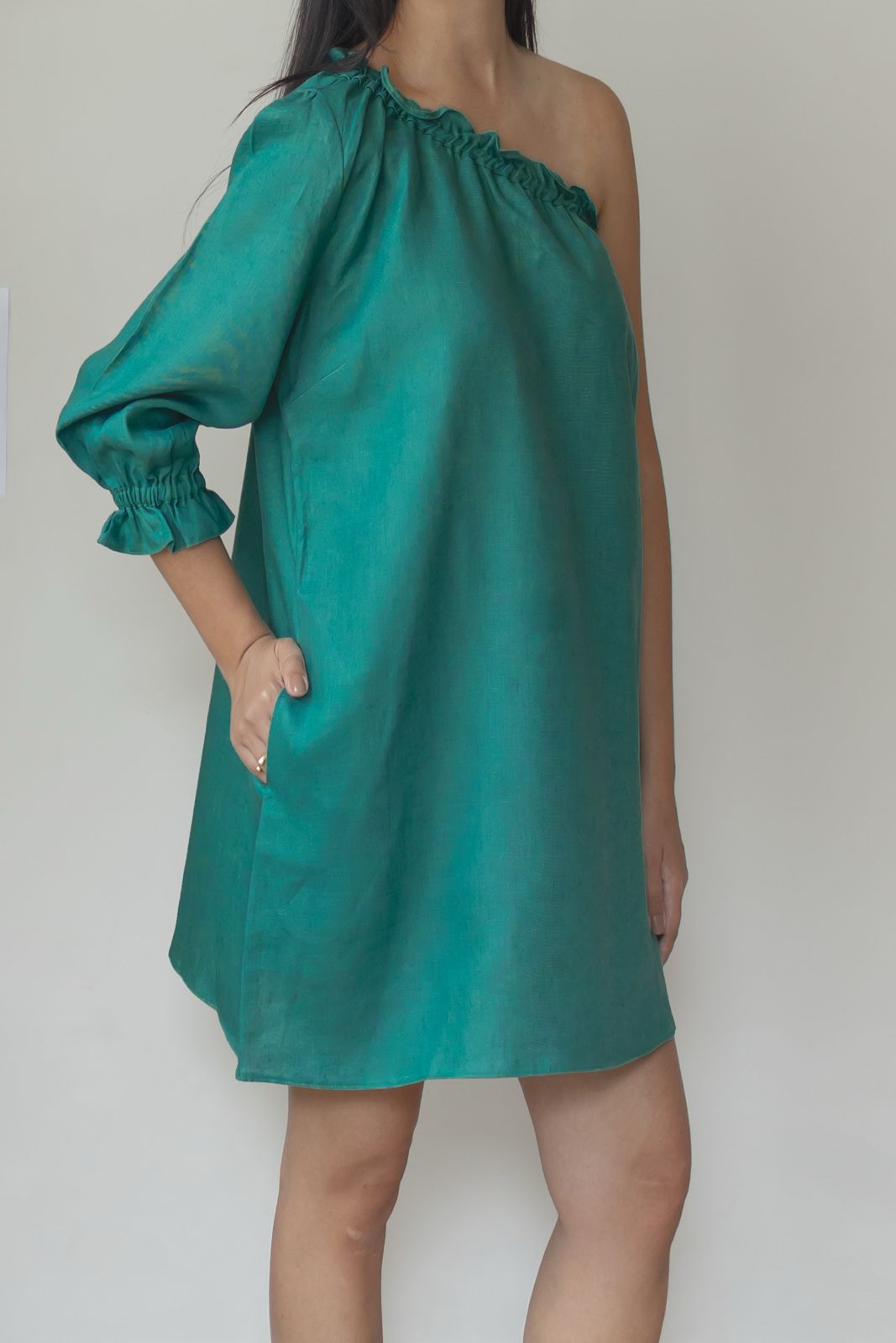 Vestido Larissa 100% Linho Verde Esmeralda