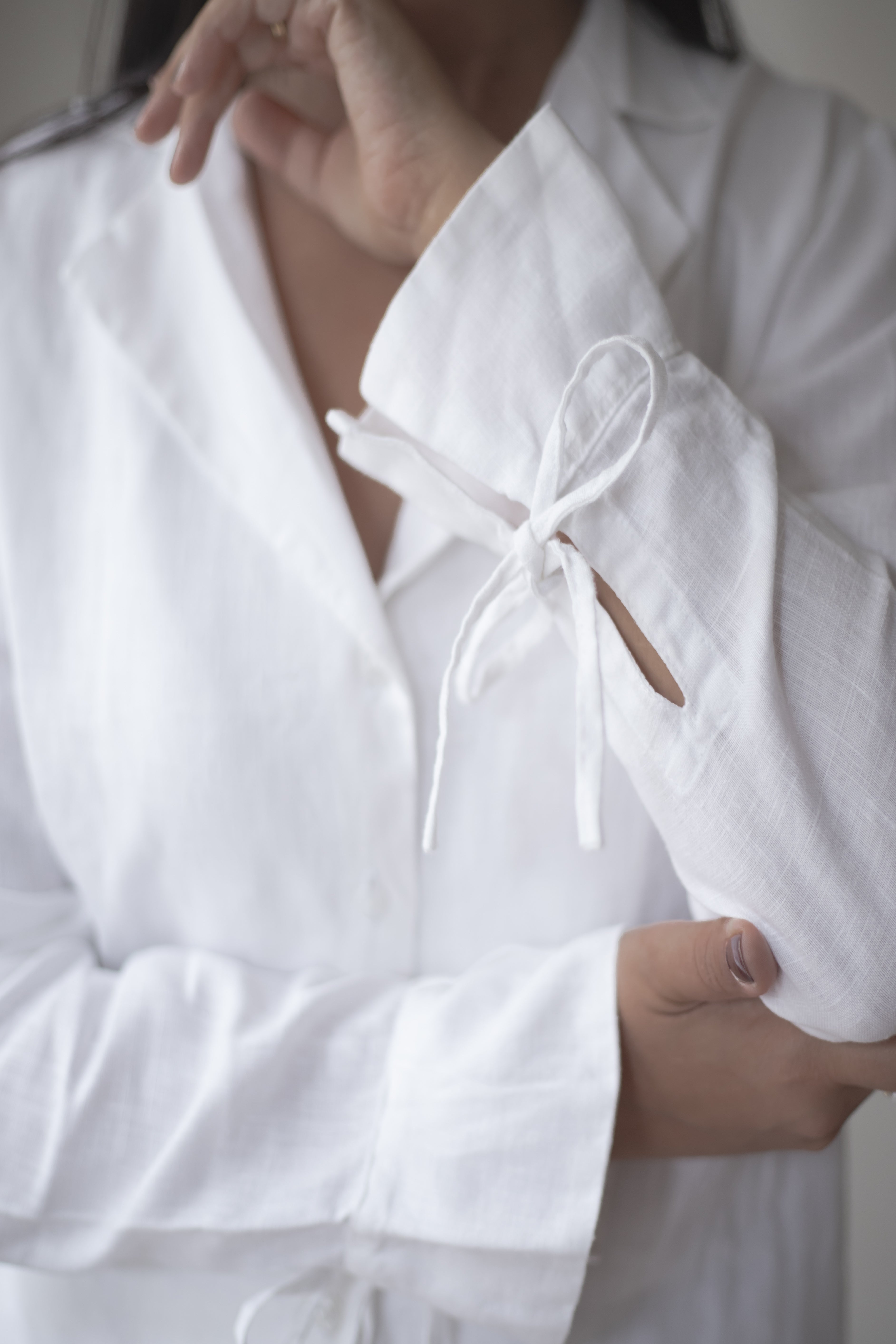 Camisa Laços no punho 100% Linho Branca