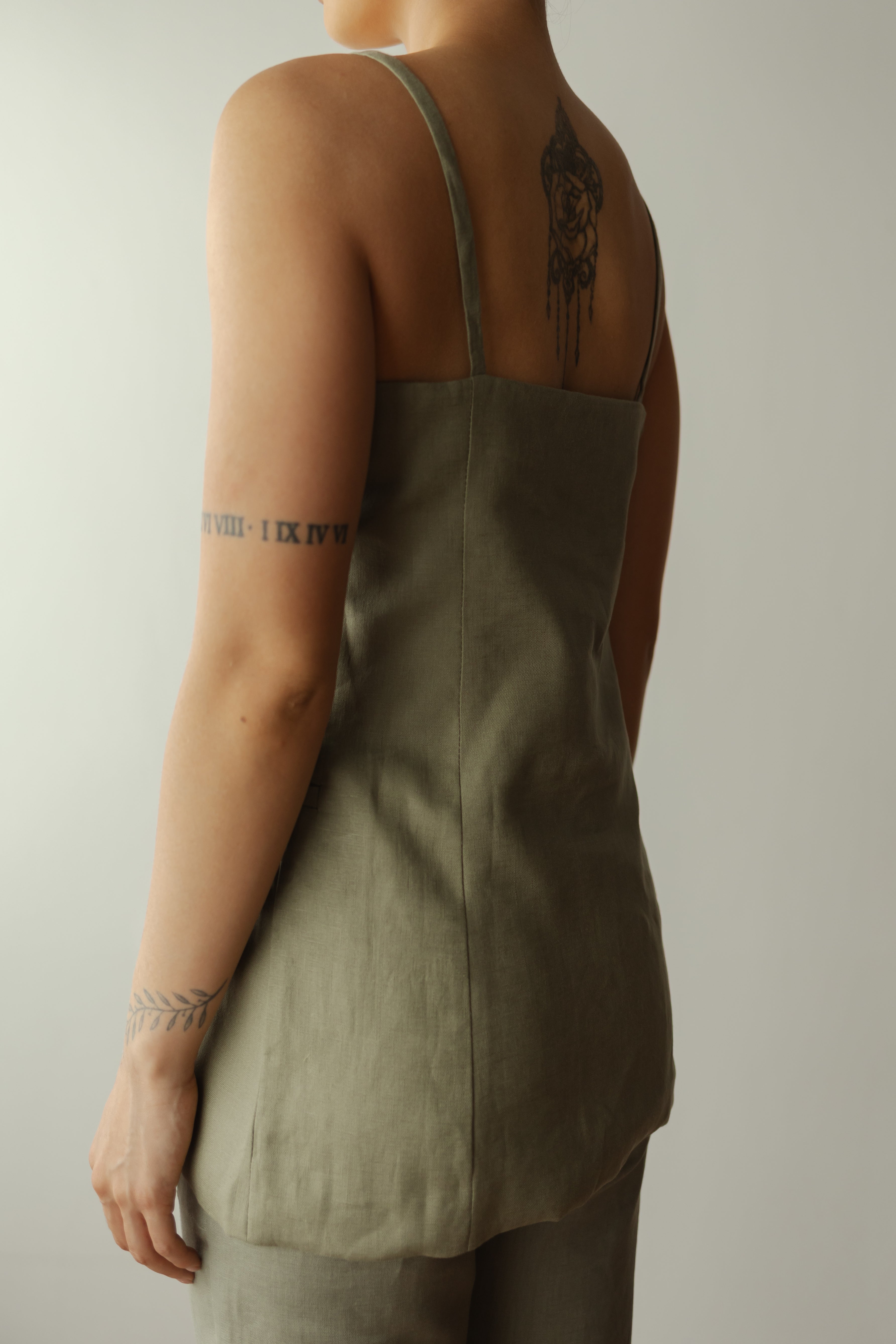 Colete Luana 100% Linho Cáqui