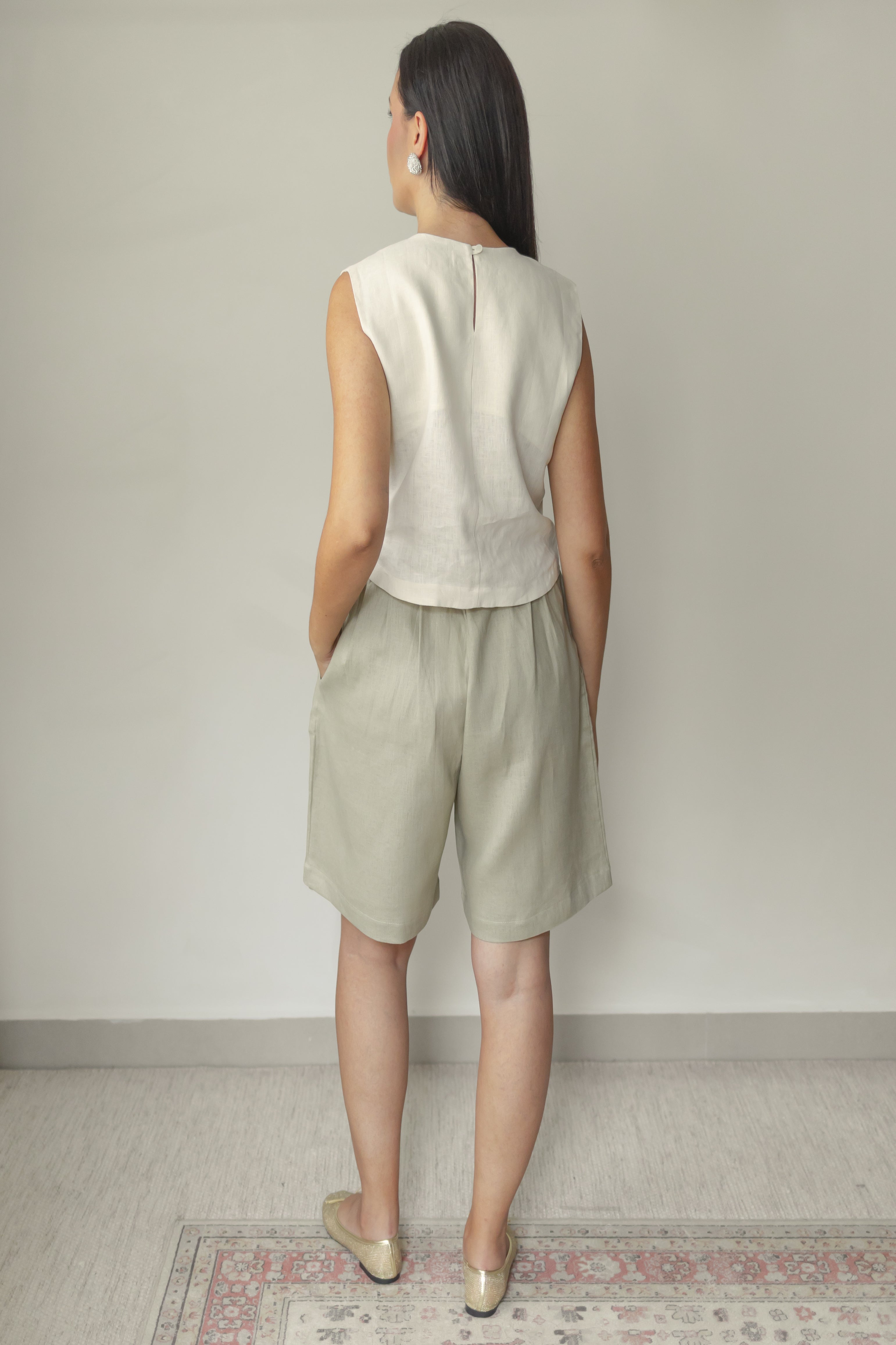 Bermuda Nara 100% Linho Caqui