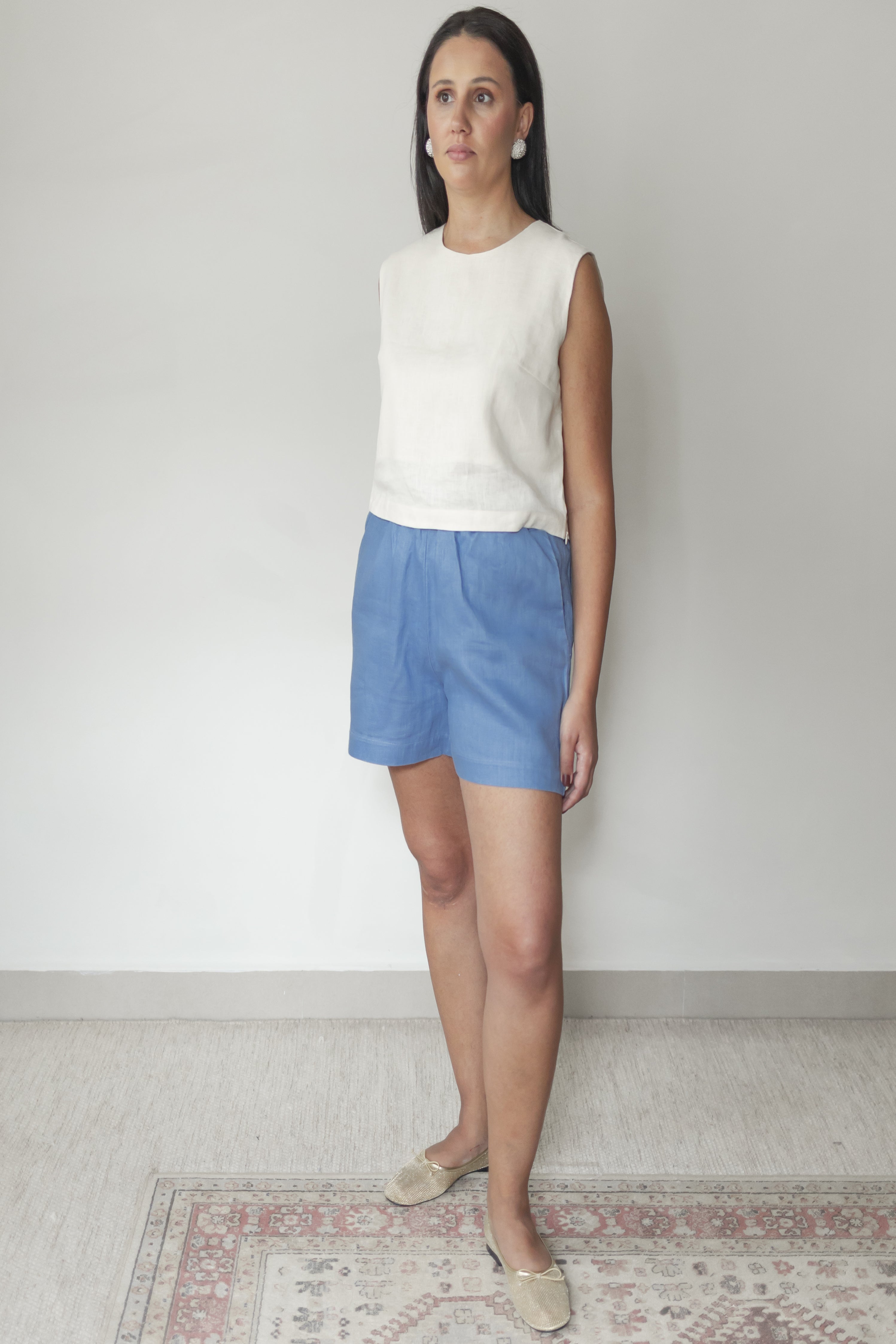 Short Dora 100% Linho Azul Nevoa