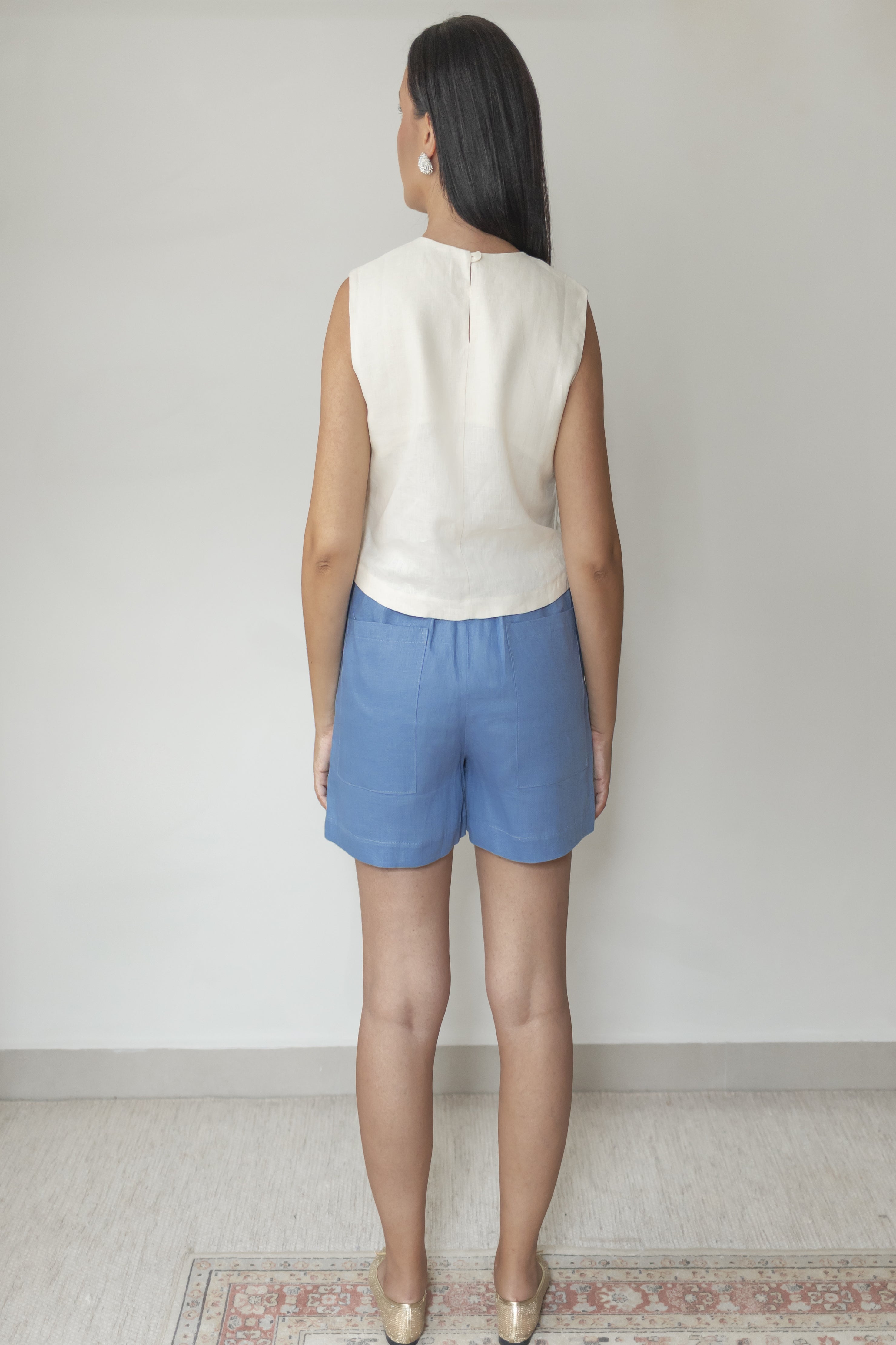 Short Dora 100% Linho Azul Nevoa