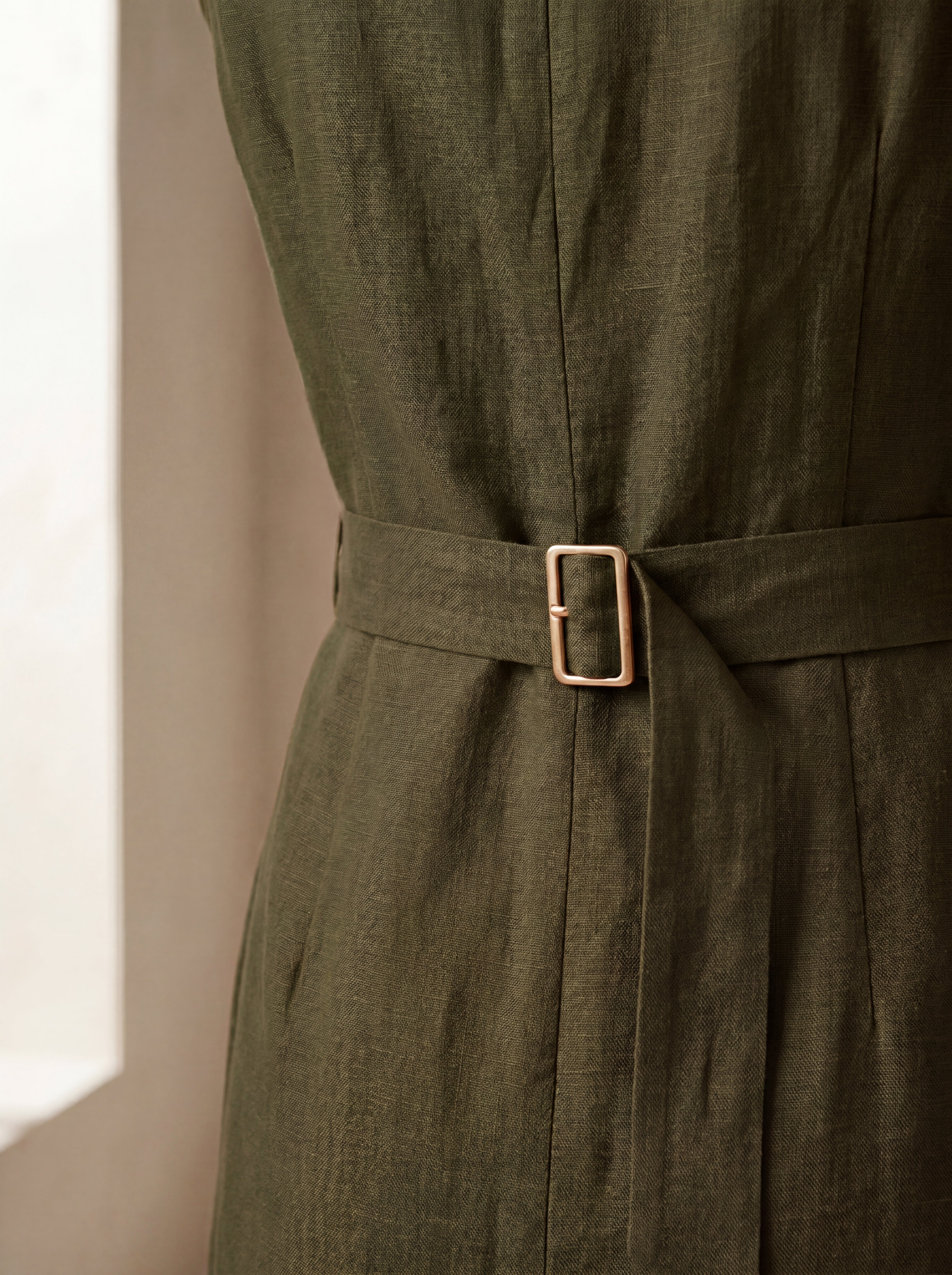 Vestido Midi Carol Verde Militar — Detalhe 02 #Cor_Verde Militar