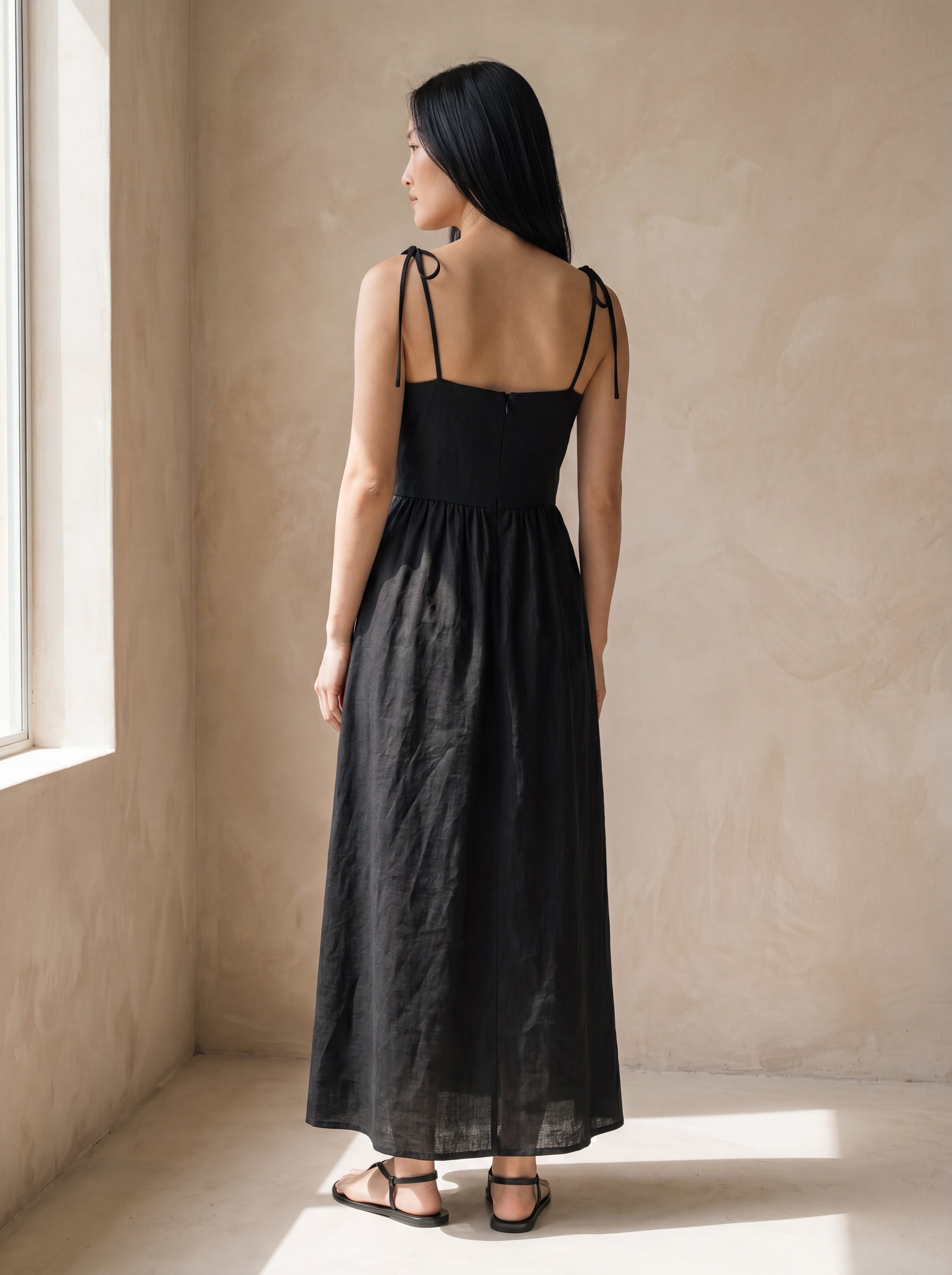 Vestido Dália Longo Preto — Costas 01 #Cor_Preto