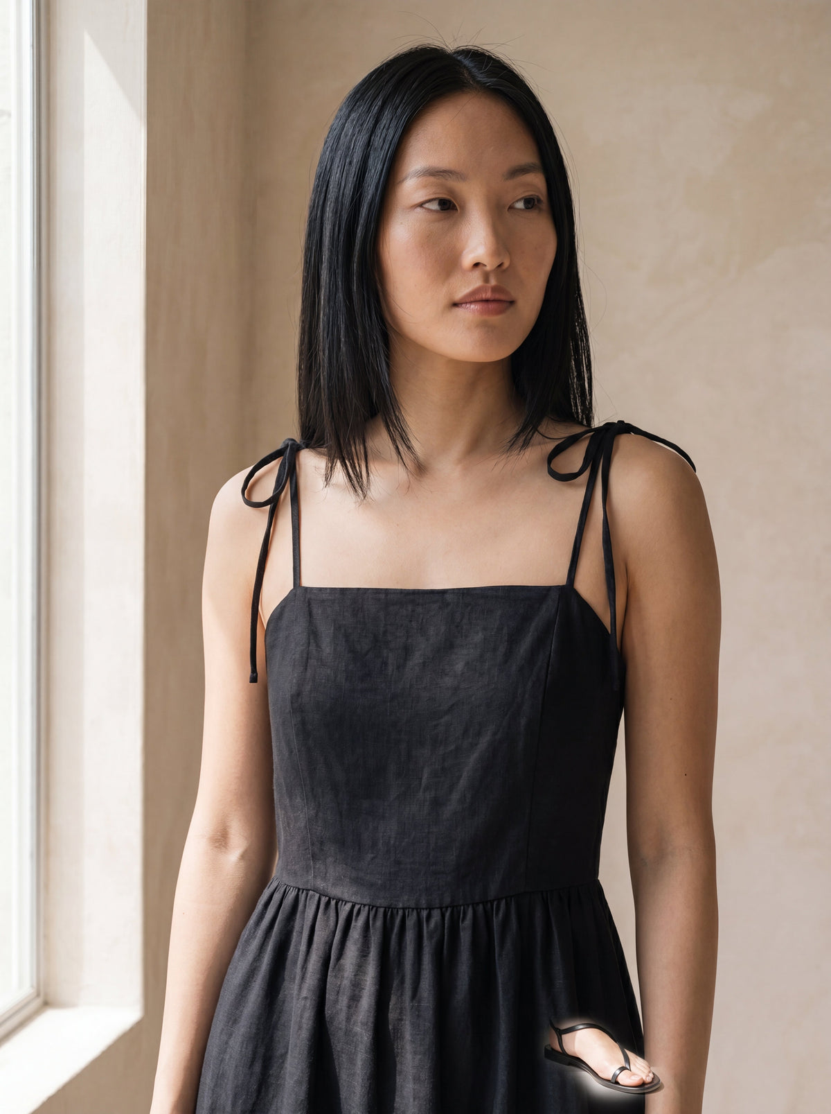 Vestido Dália Longo Preto — Lateral 01 #Cor_Preto