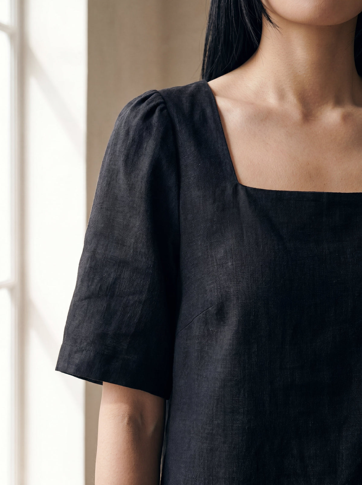 Vestido Lia Preto — Detalhe 01 #Cor_Preto
