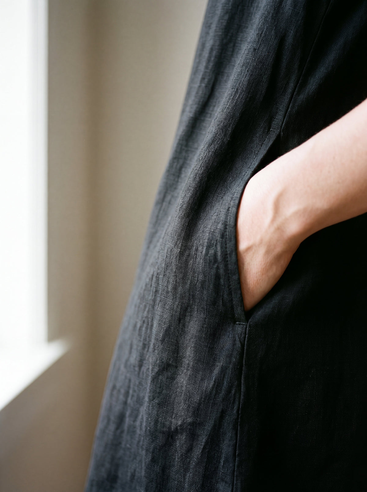 Vestido Lia Preto — Detalhe 02 #Cor_Preto
