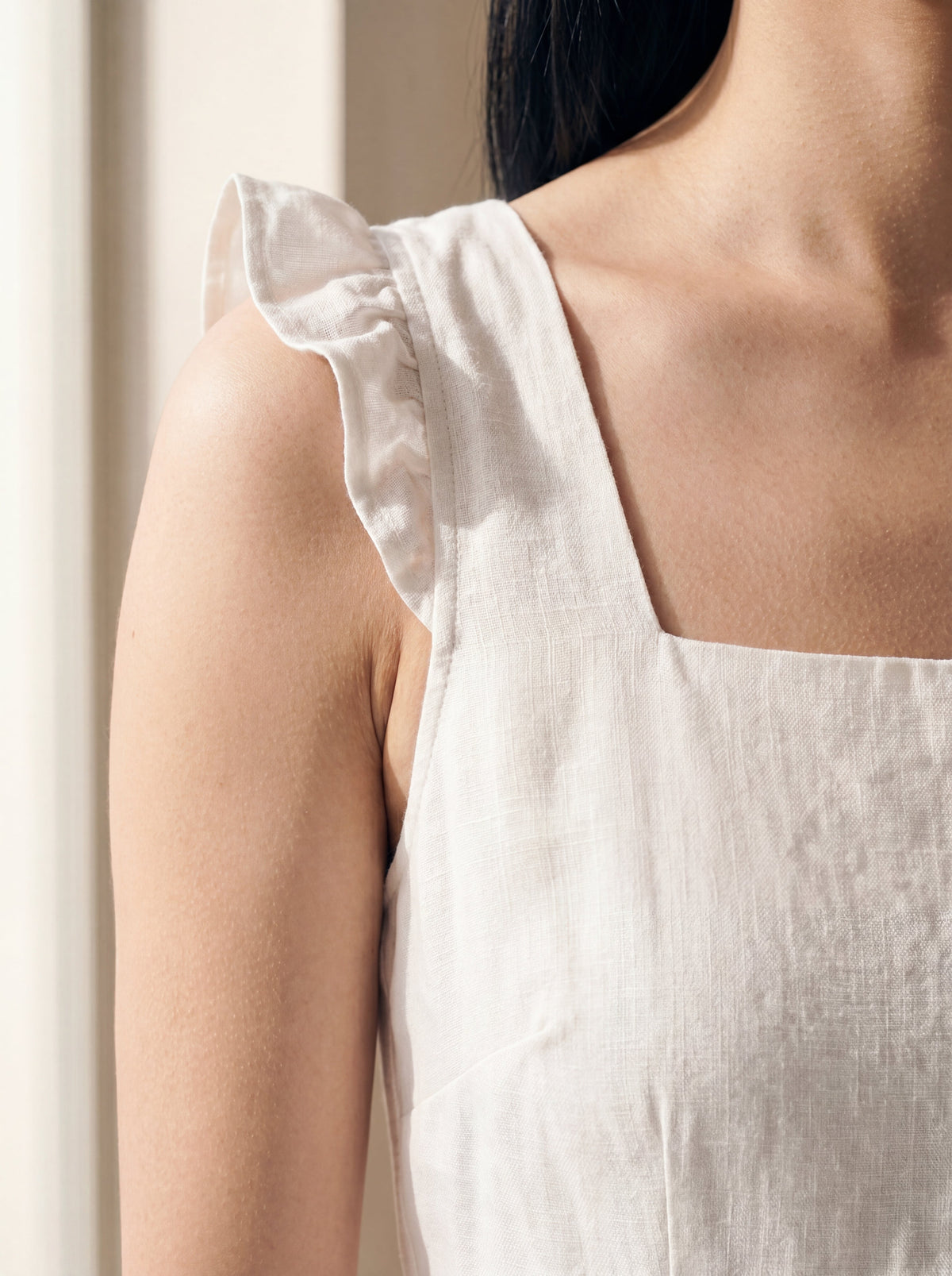 Vestido Midi Luiza Branco — Detalhe 01 #Cor_Branco