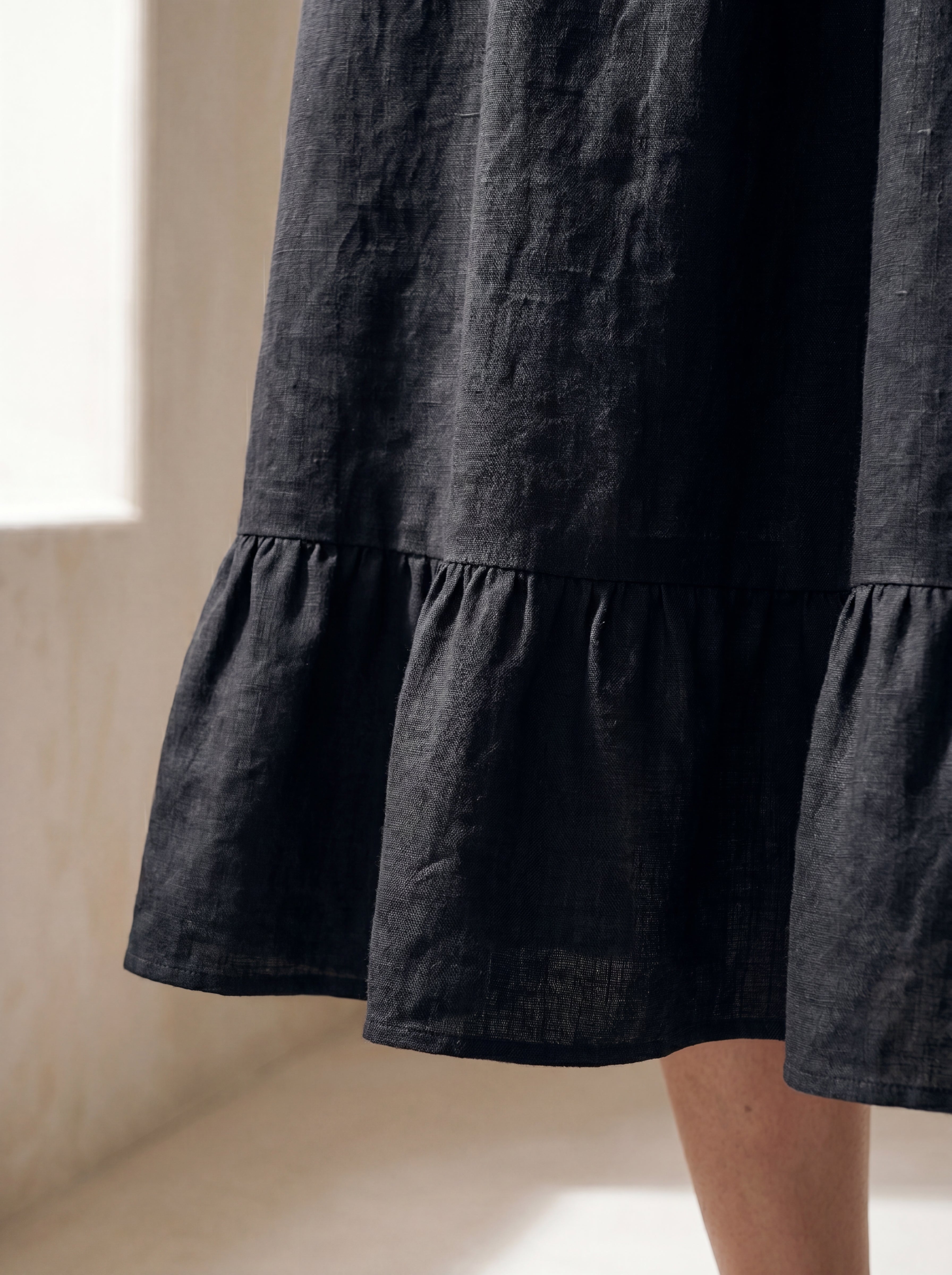 Vestido Midi Luiza Preto — Detalhe 01 #Cor_Preto