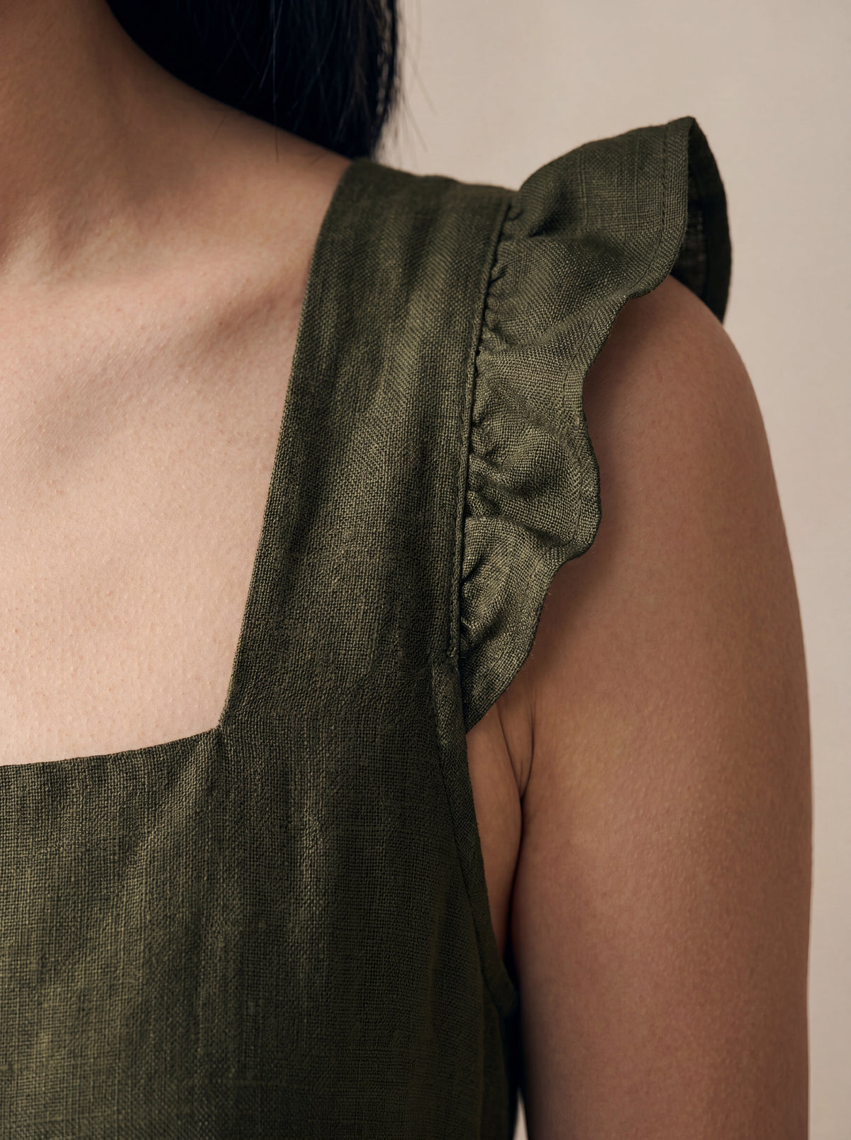 Vestido Midi Luiza Verde Militar — Detalhe 02 #Cor_Verde Militar
