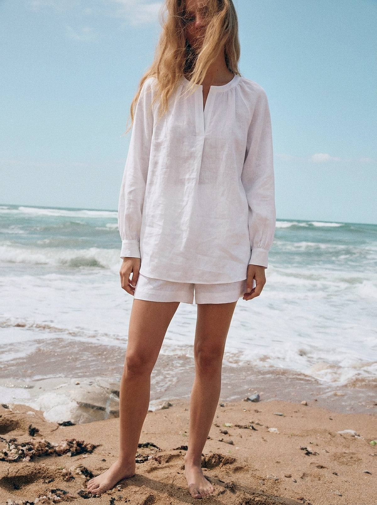 Bata Lívia Branco — Praia Inteira