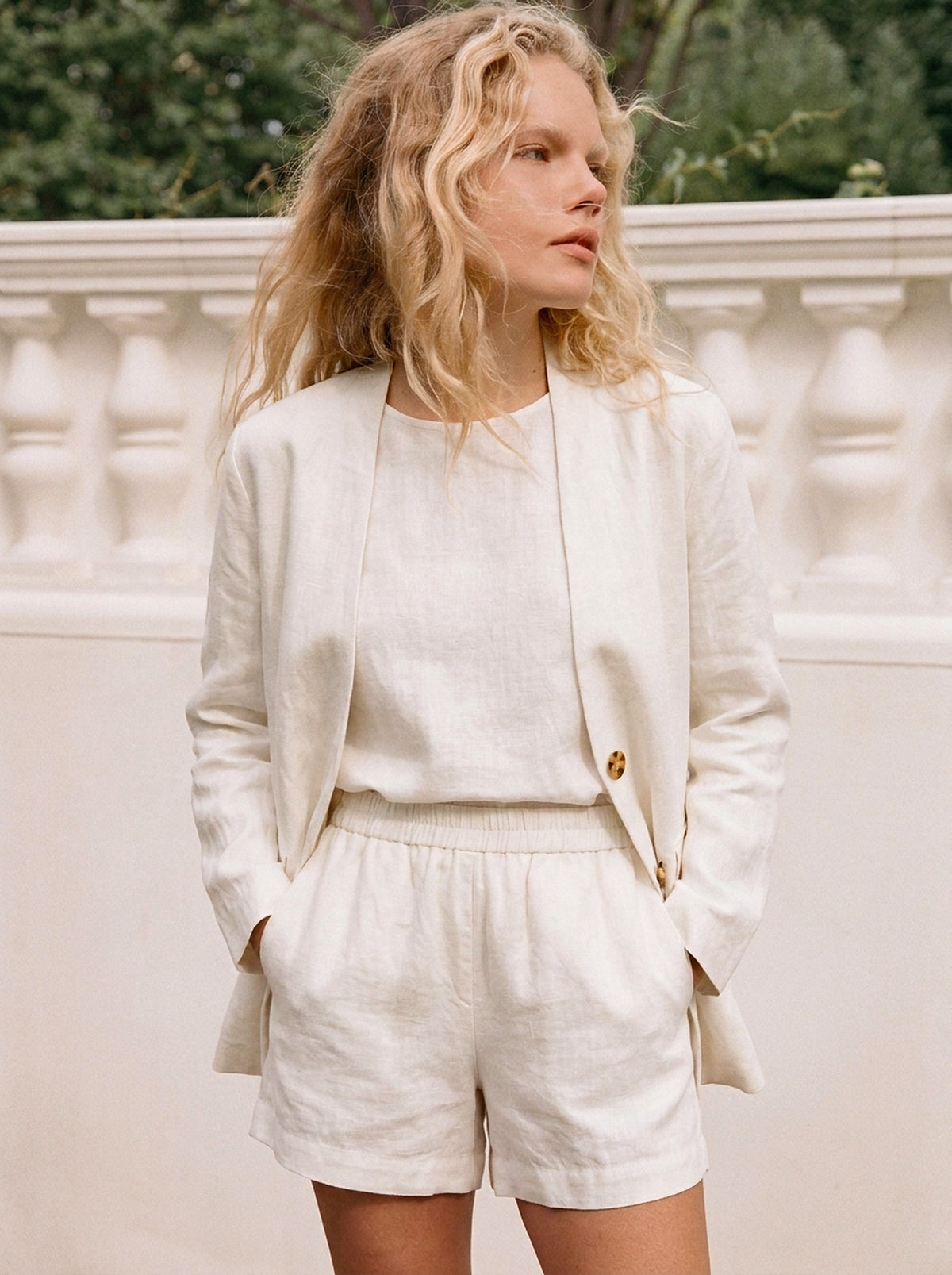 Blazer Olívia Linho Puro Branco — Balaustrada Close