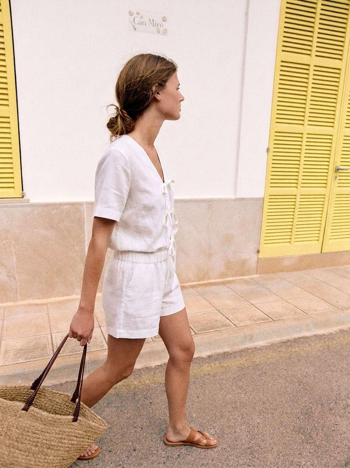 Blusa Laços Frontais Branco — Rua Andando
