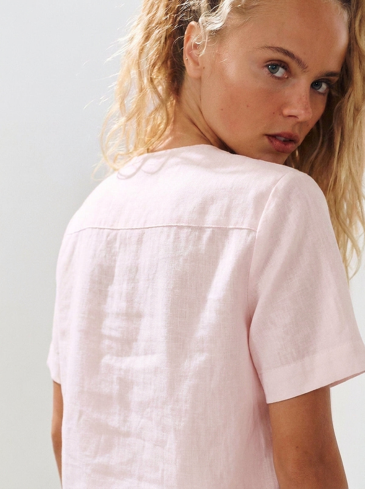 Blusa Laços Frontais Rosa Bebê — Estúdio Costas Close