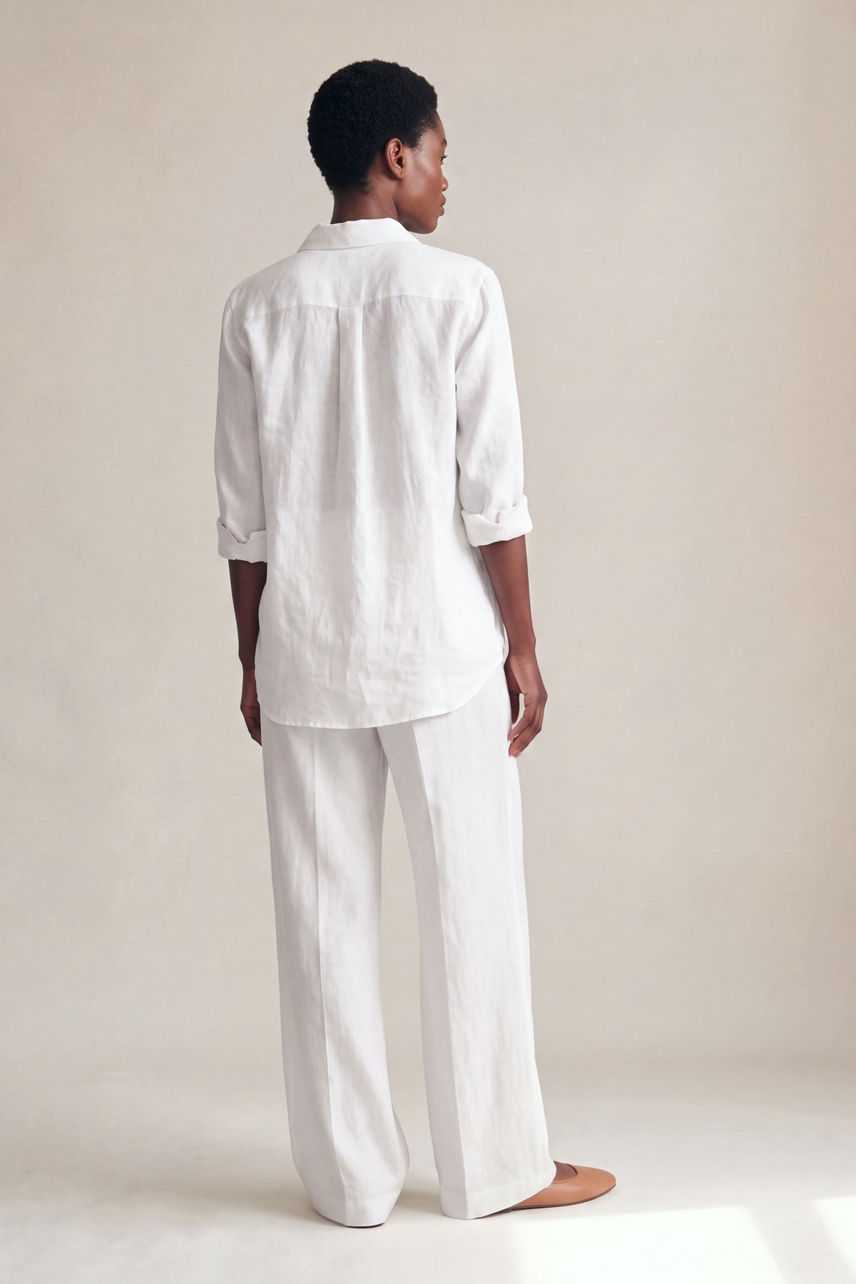 Calça Camila Linho Puro Branco — Costas