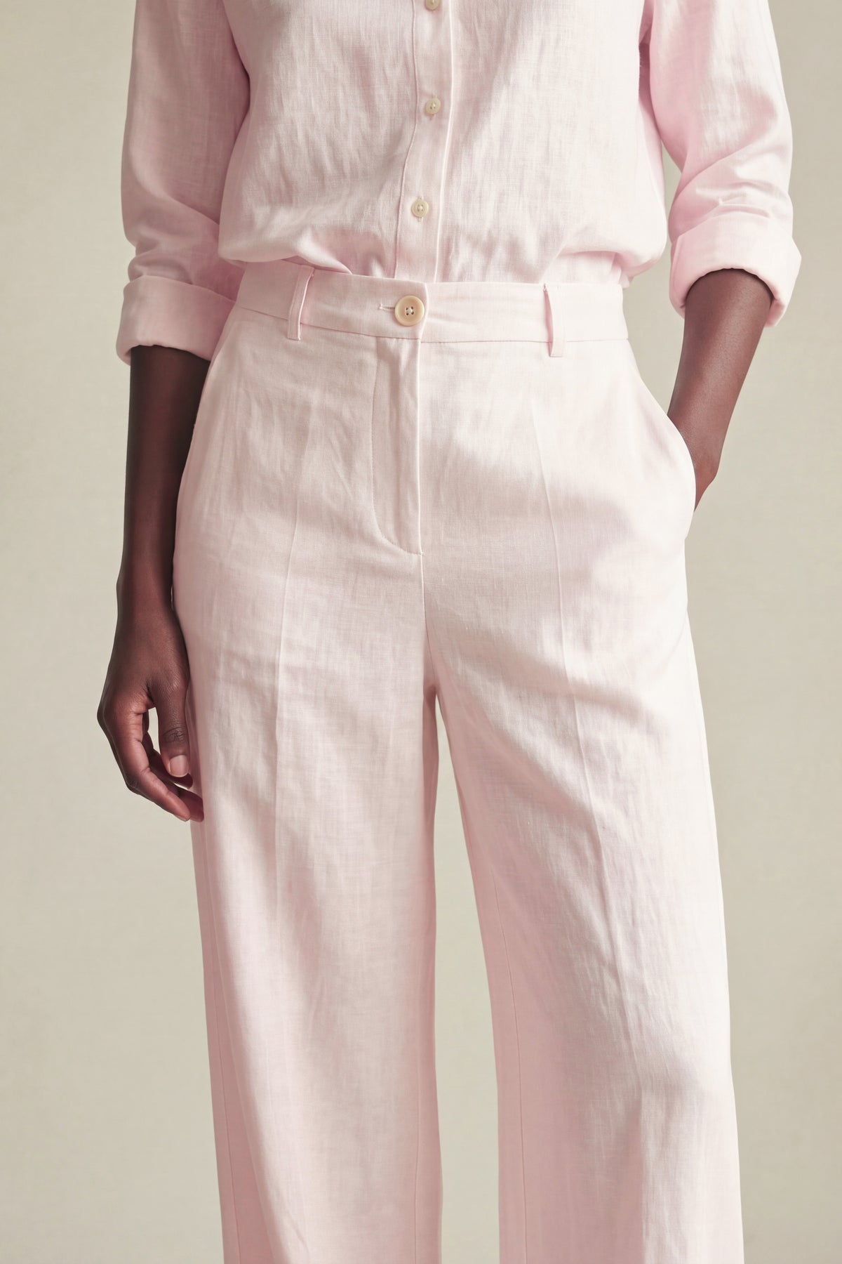 Conjunto Camisa Edi e Calça Camila Linho Puro · 2 peças Rosa Bebê — Detalhe #Cor_Rosa Bebê