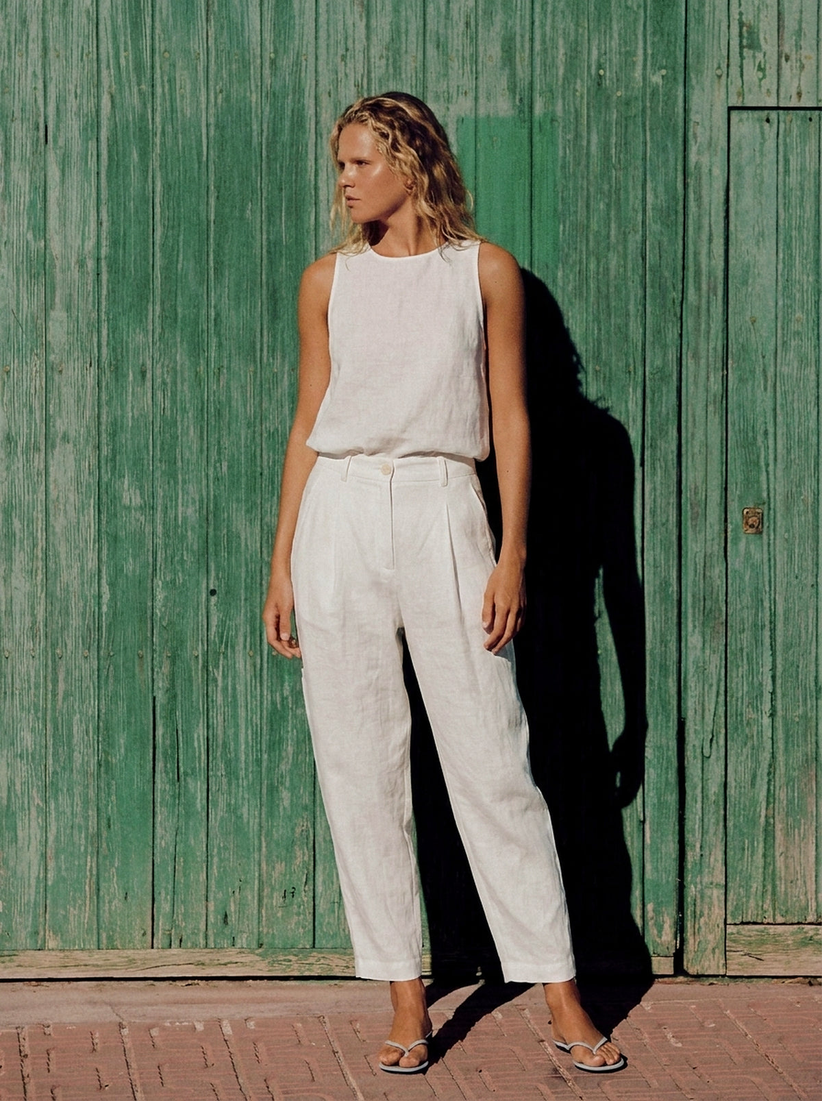 Calça Íris Linho Puro Branco — Porta Verde Frente