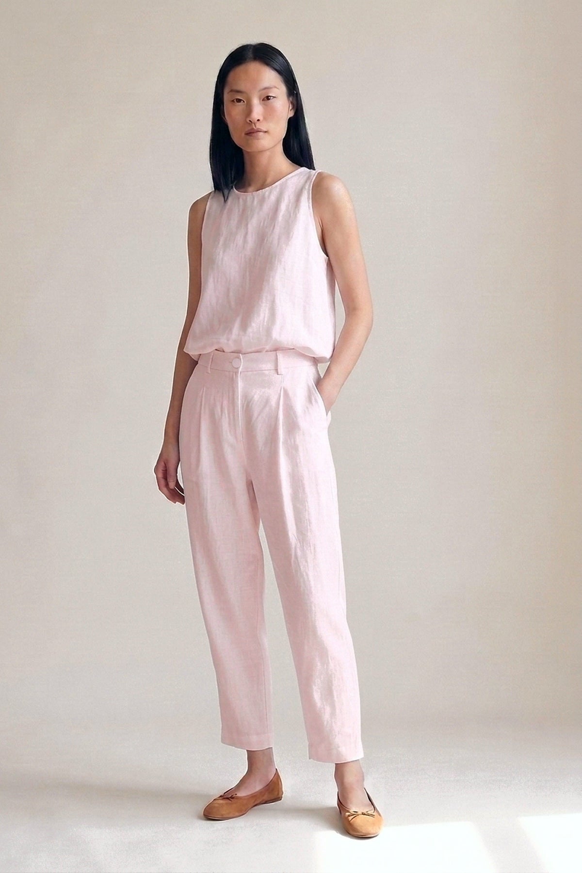 Calça Íris Linho Puro Rosa Bebê — Frente