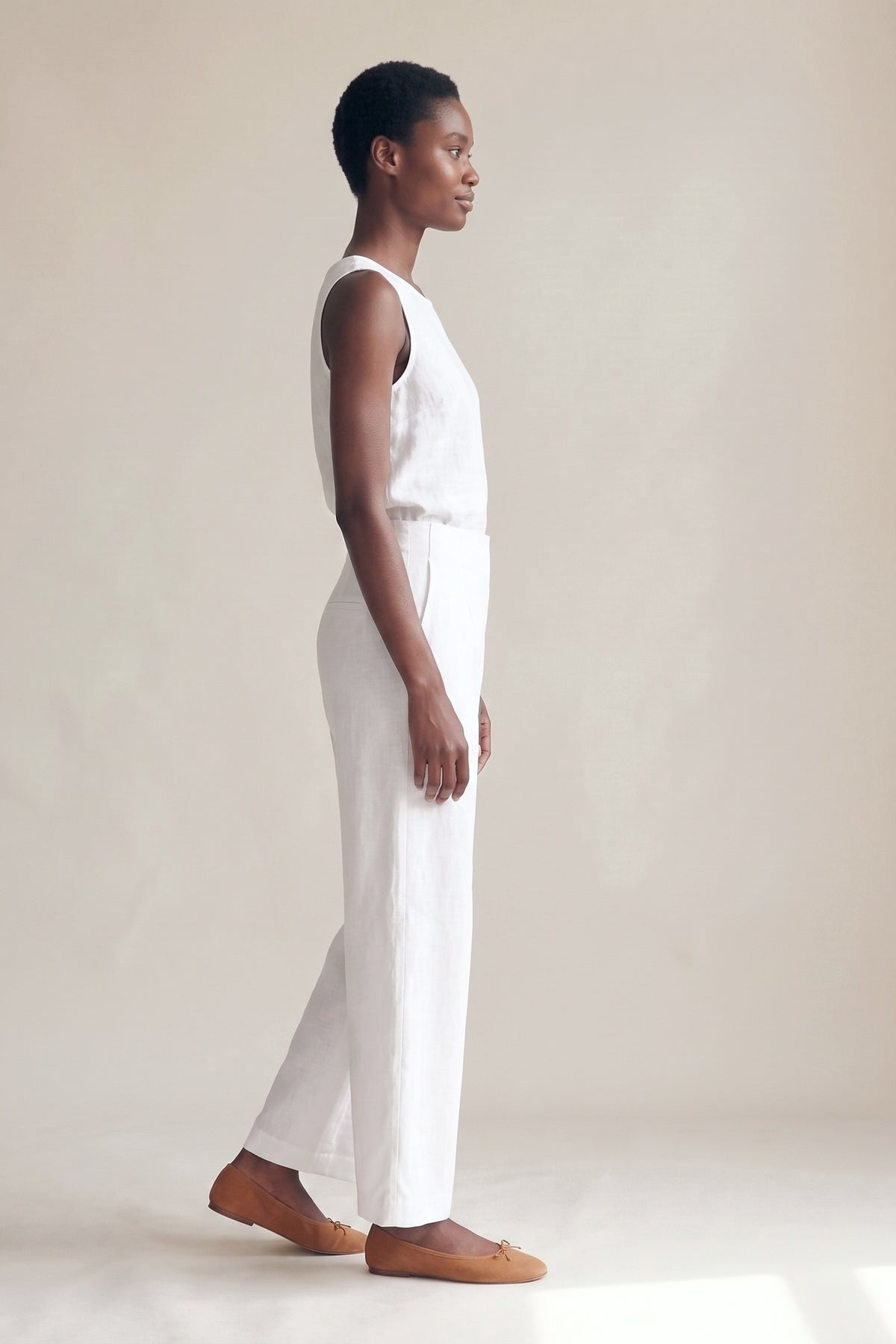 Calça Marina Linho Puro Branco — Perfil #Cor_Branco