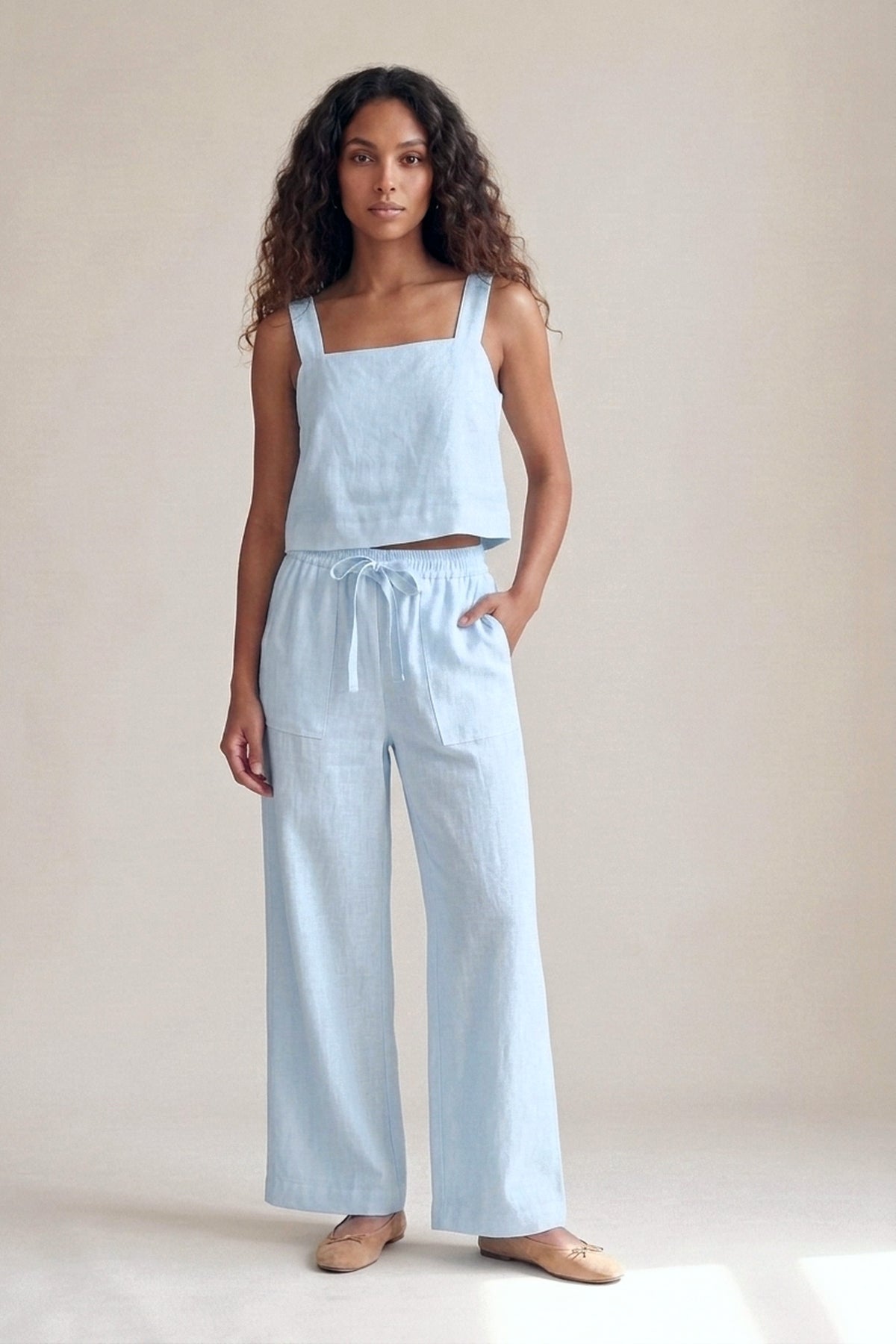 Calça Sandra Linho Puro Azul Bebê — Frente