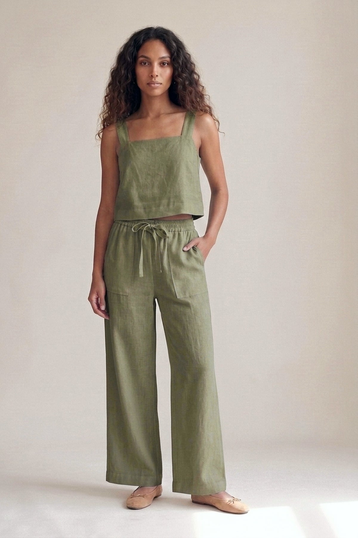 Calça Sandra Linho Puro Verde Militar — Frente