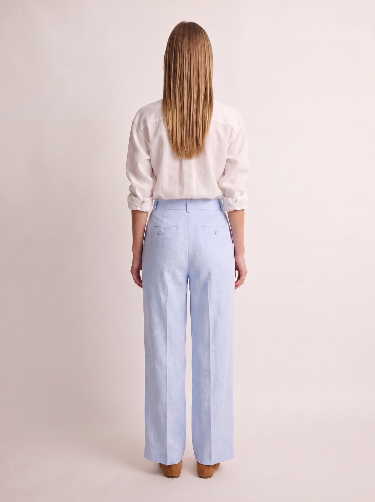 Calça Vera Linho Puro Azul Bebê — Costas