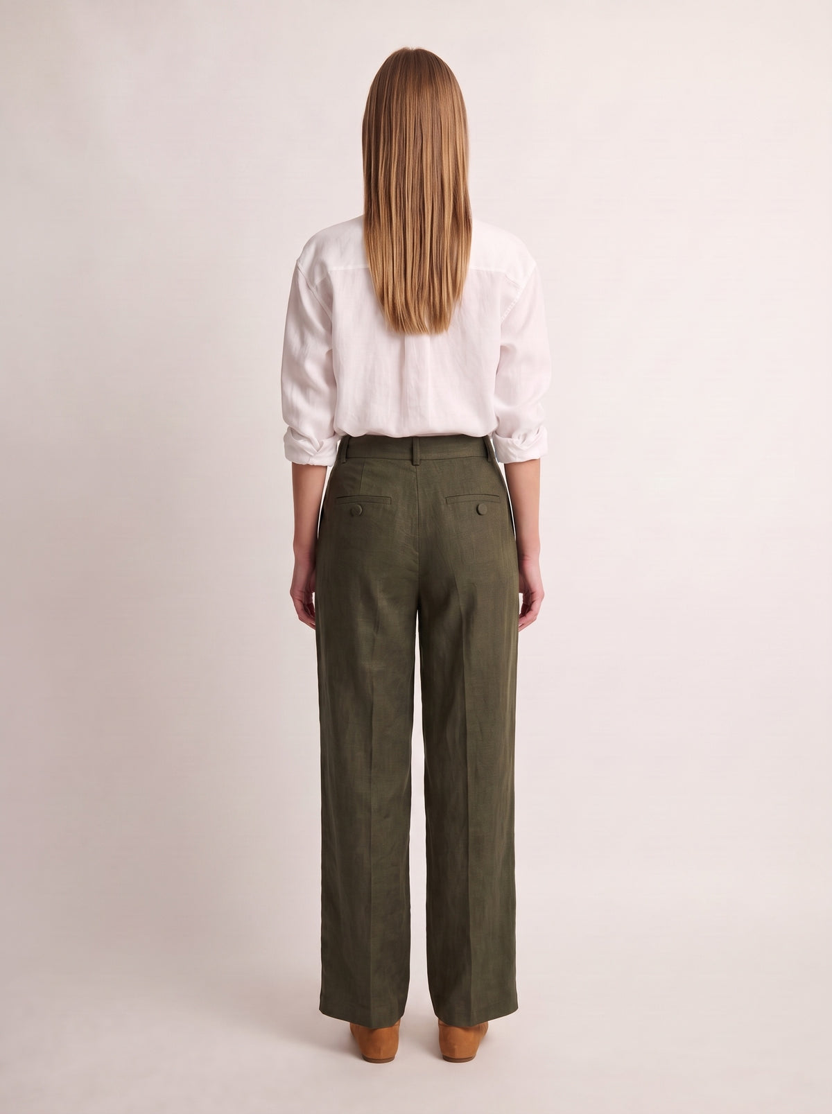Calça Vera Linho Puro Verde Militar — Costas