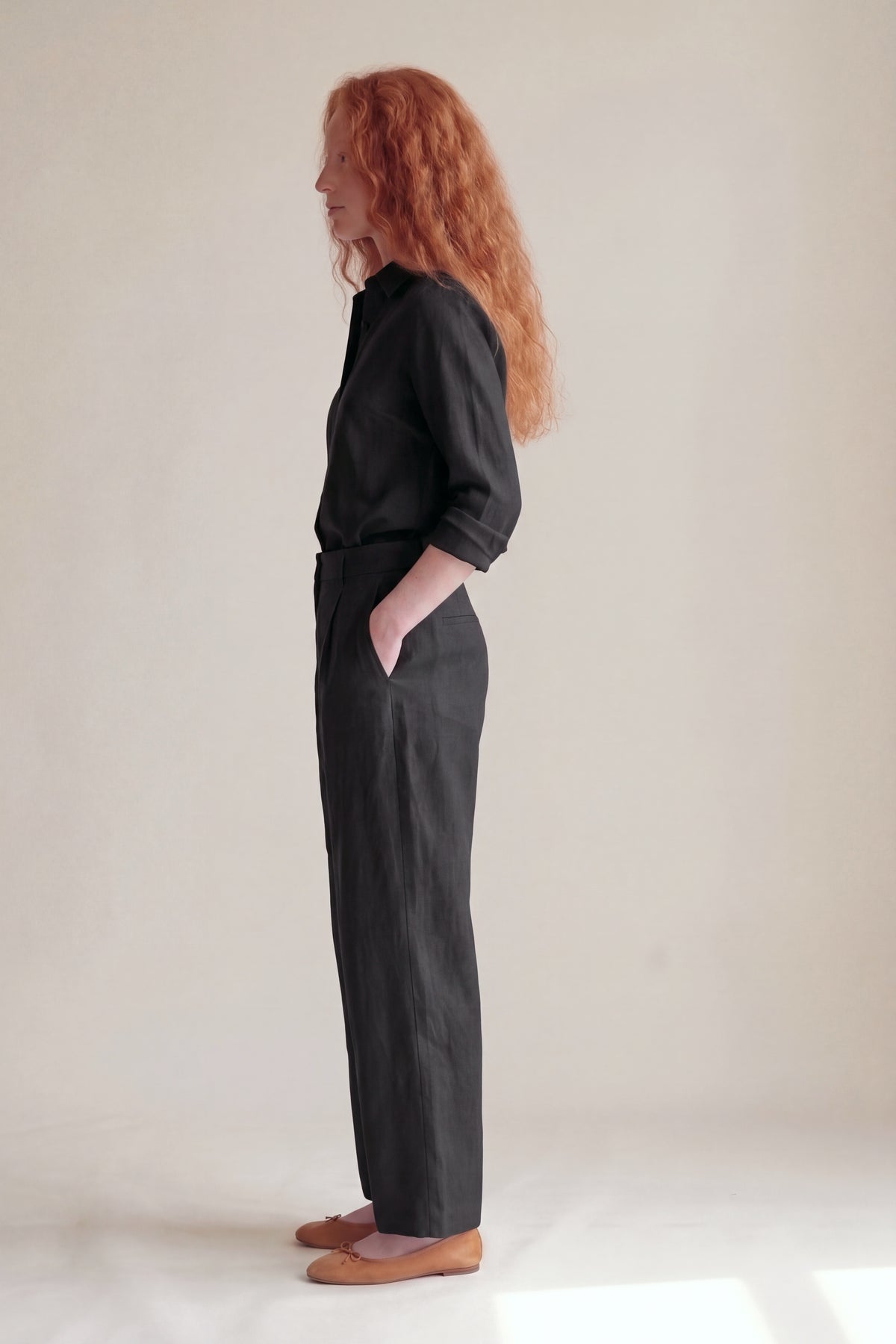 Calça Vera Linho Puro Preto — Perfil