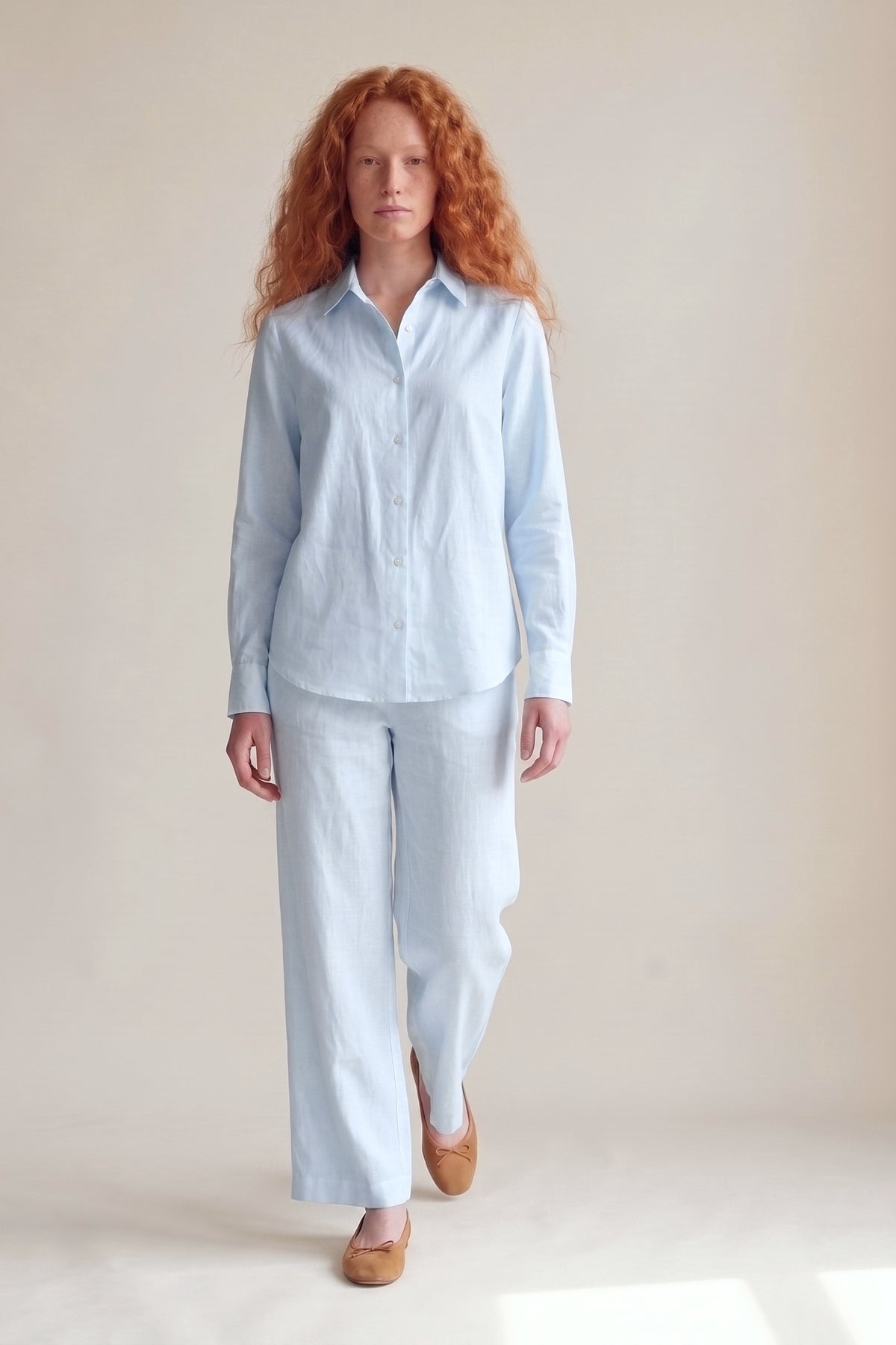 Camisa Edi Linho Puro Azul Bebê — Andando