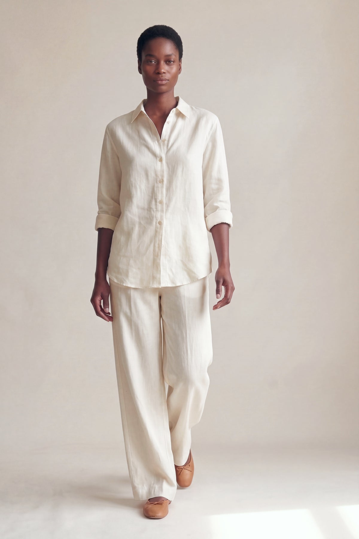 Conjunto Camisa Edi e Calça Camila Linho Puro · 2 peças Cru — Andando #Cor_Cru