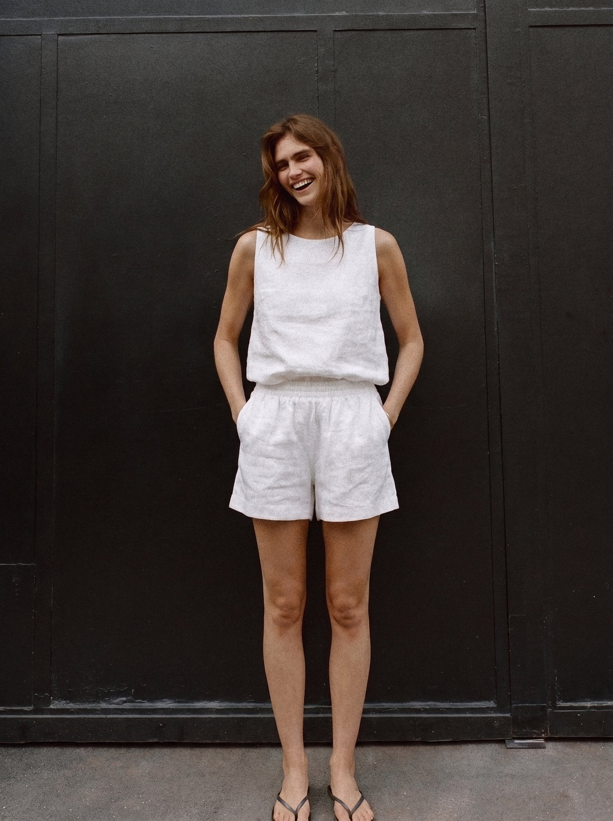 Regata Clássica Linho Puro Branco — Frente