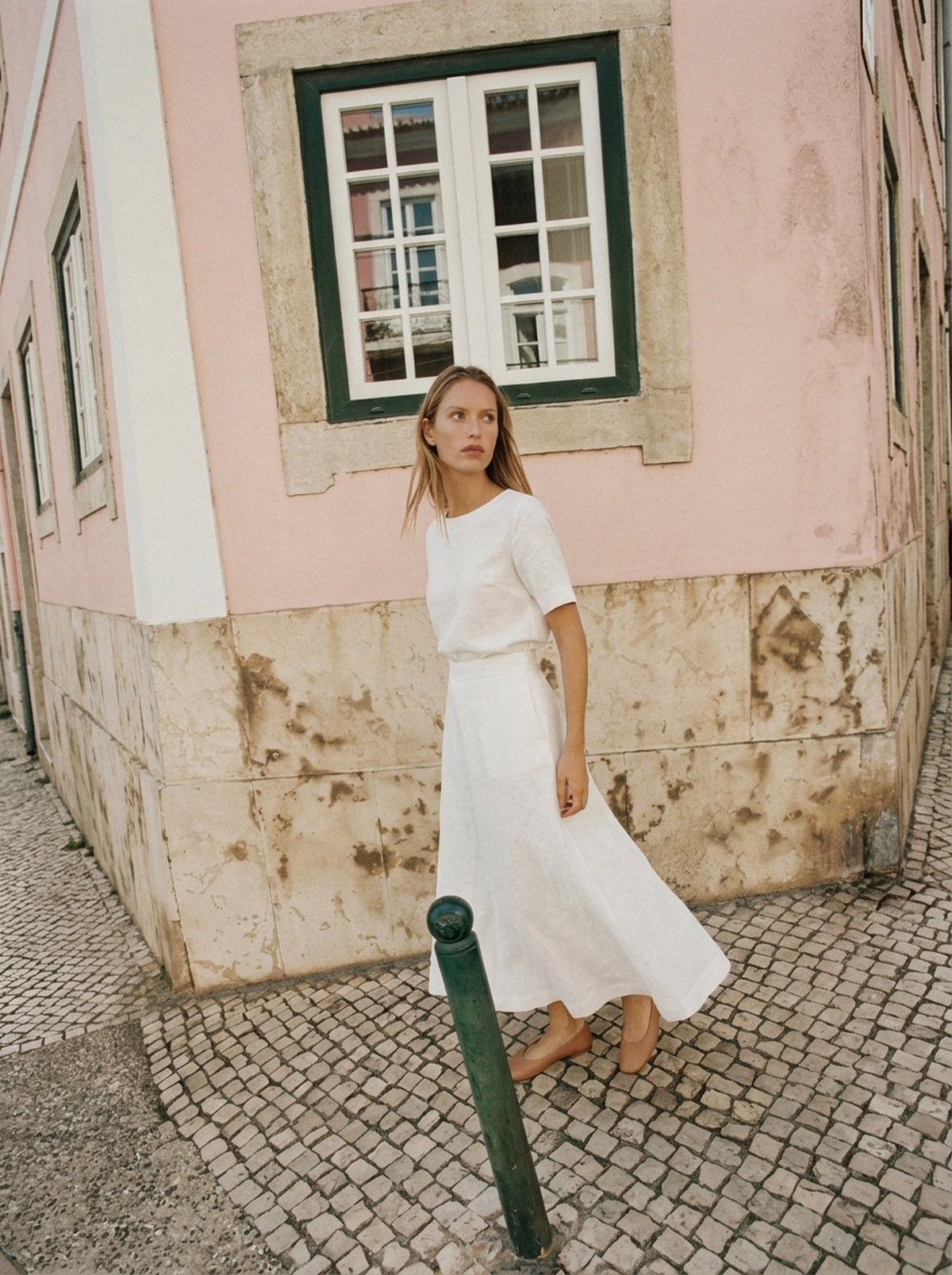 Saia Thainá Linho Puro Branco — Rua Andando