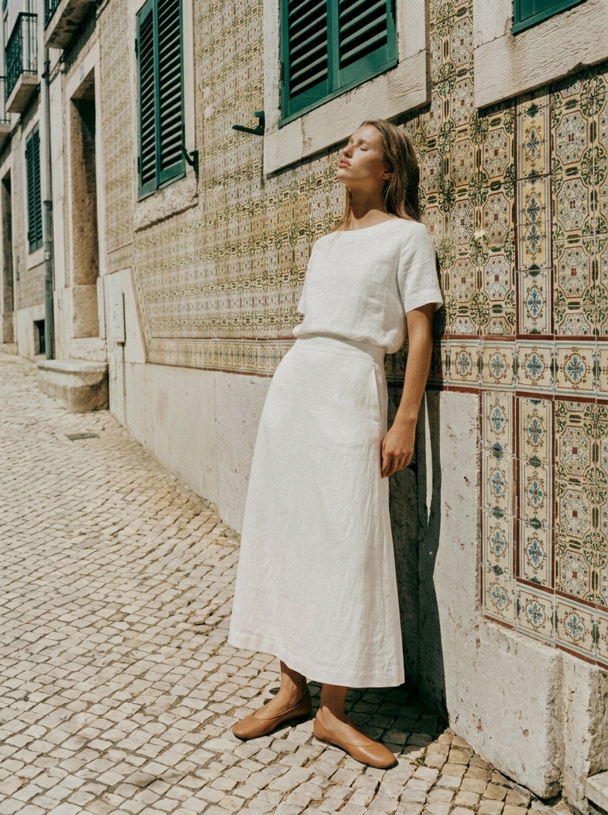 Saia Thainá Linho Puro Branco — Rua Azulejo