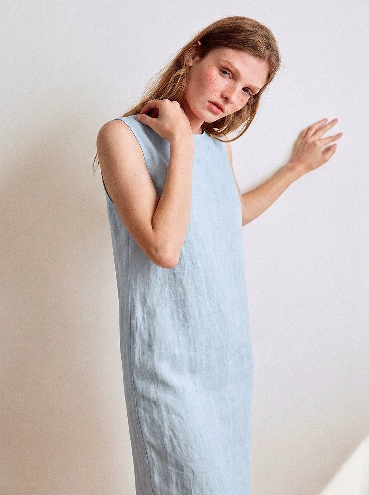Vestido Alice Midi Linho Puro Azul Bebê — Estúdio Close