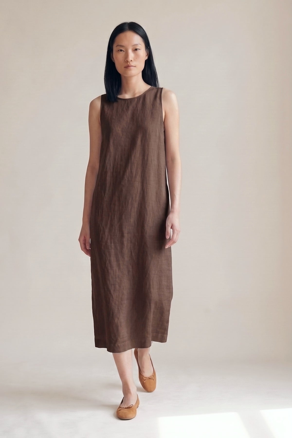 Vestido Alice Midi Linho Puro Chocolate — Andando