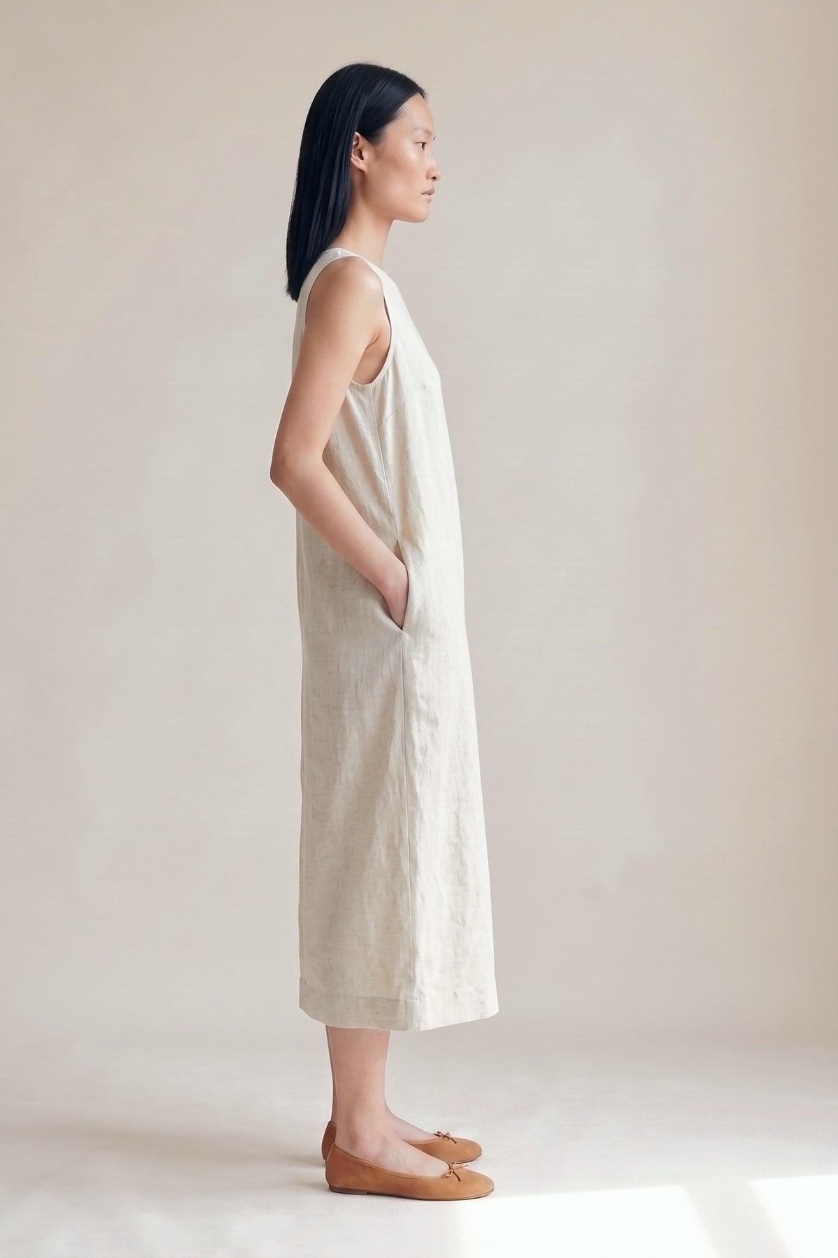 Vestido Alice Midi Linho Puro Cru — Perfil