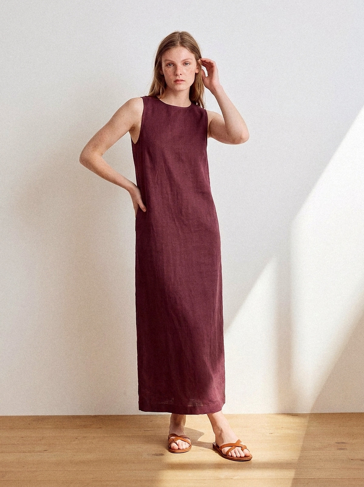 Vestido Alice Midi Linho Puro Marsala — Estúdio Frente