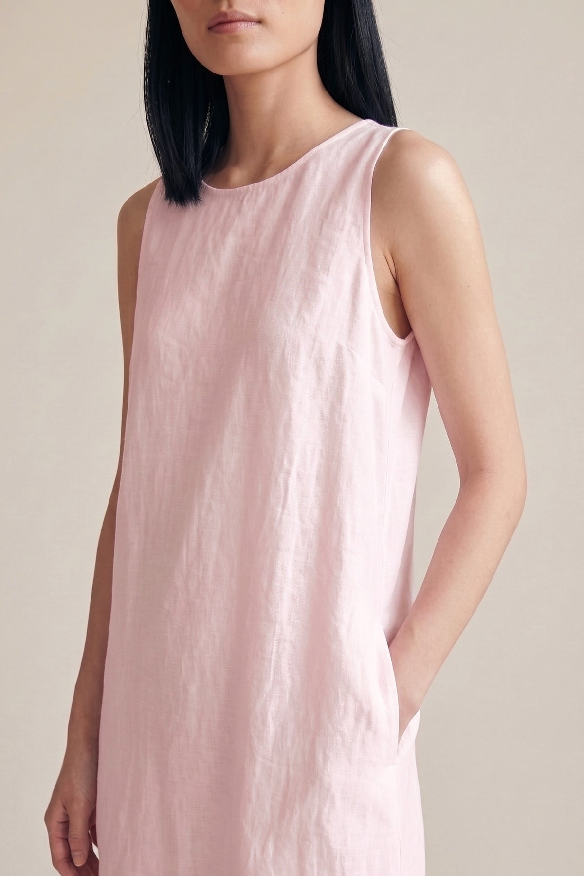 Vestido Alice Midi Linho Puro Rosa Bebê — Detalhe